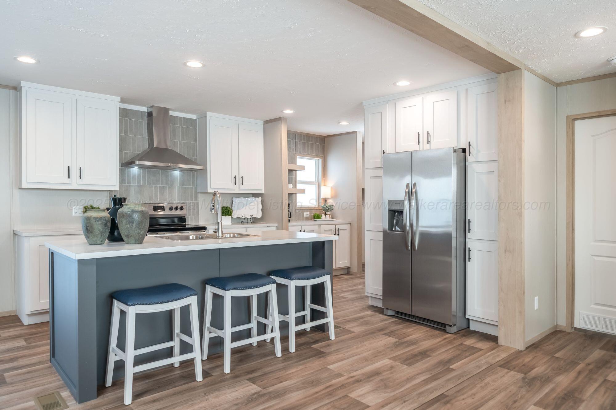 26 TORILEE Ln
