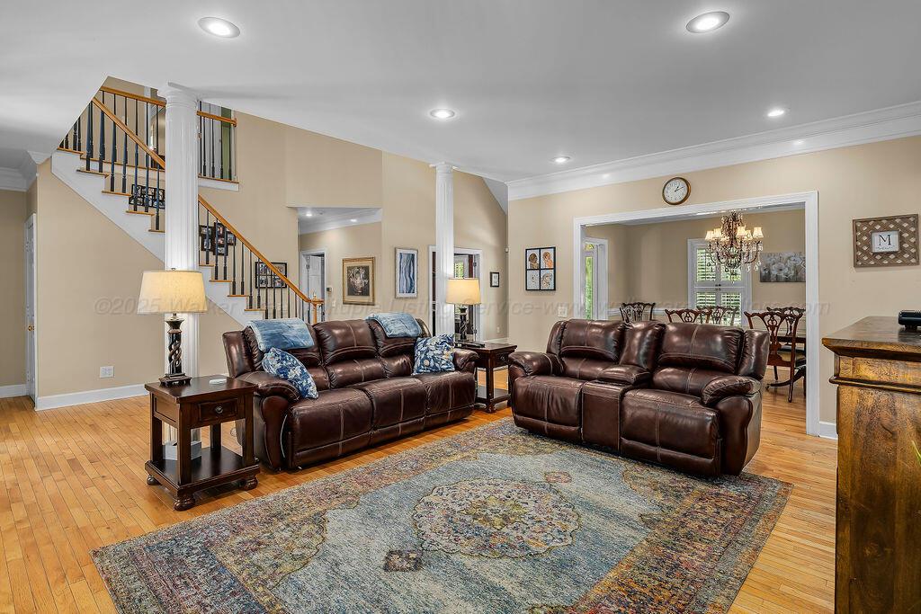 3800 ASHWOOD Dr