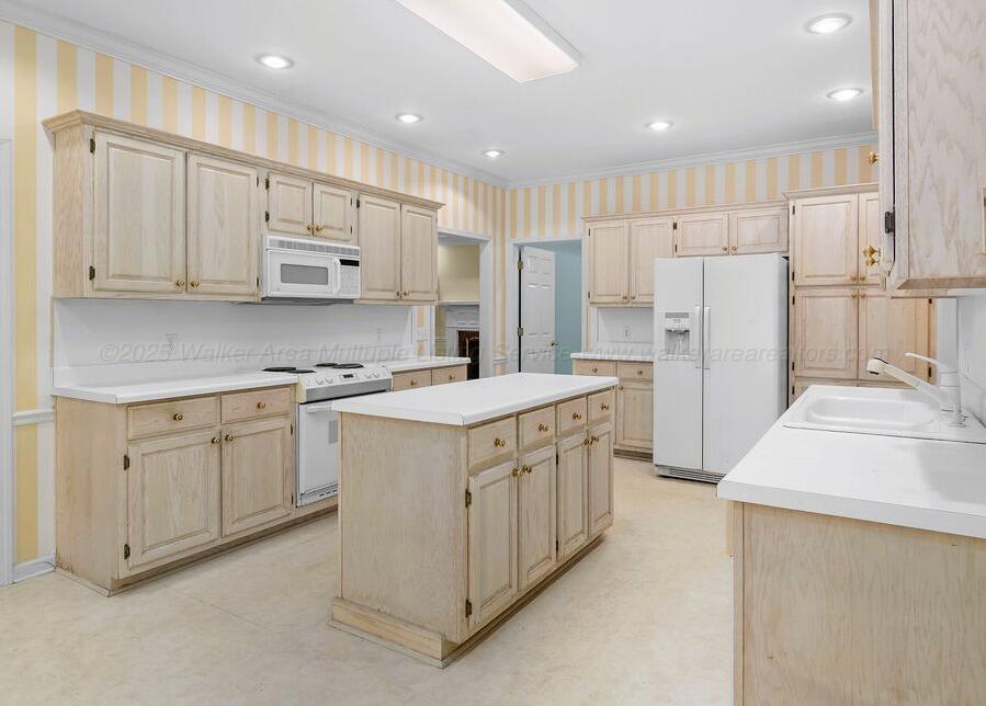 1301 S WALSTON BRIDGE Rd