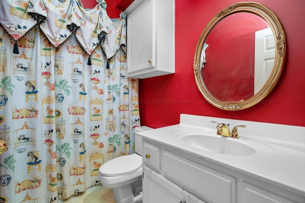 1301 S WALSTON BRIDGE Rd