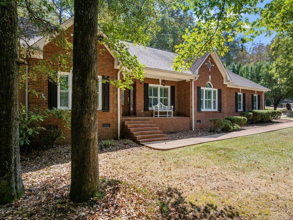 1301 S WALSTON BRIDGE Rd