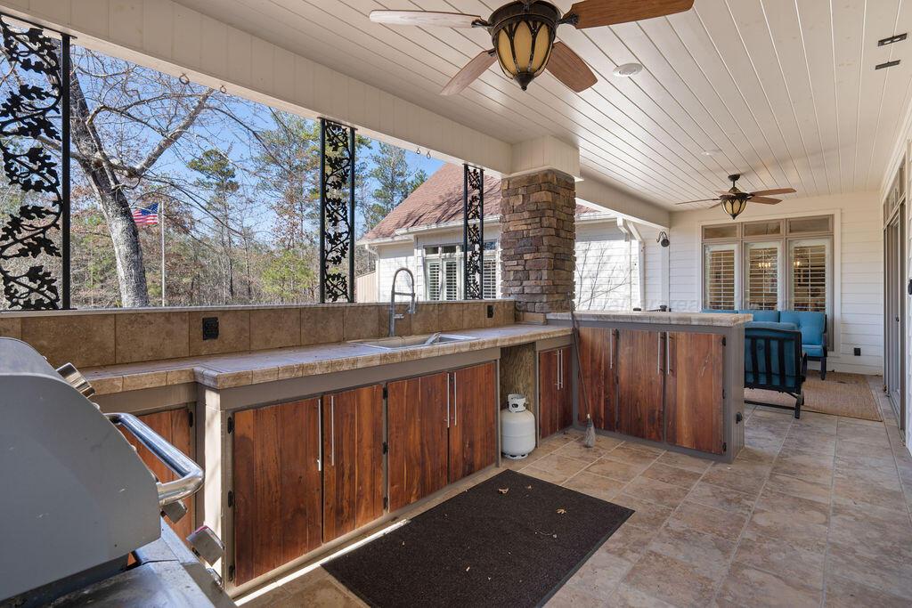 392 BAUGHN Rd
