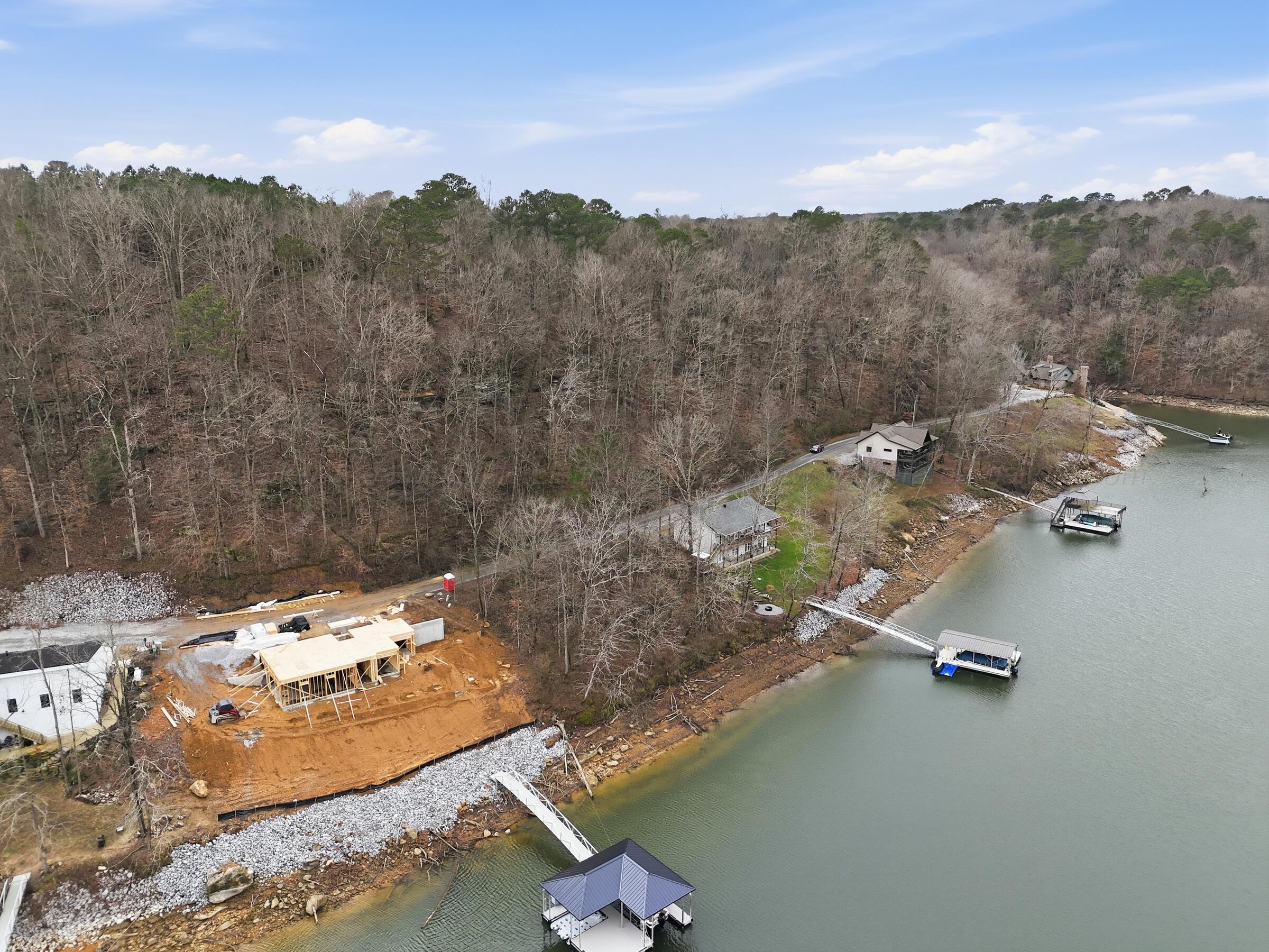 272 NORTHPOINTE Dr
