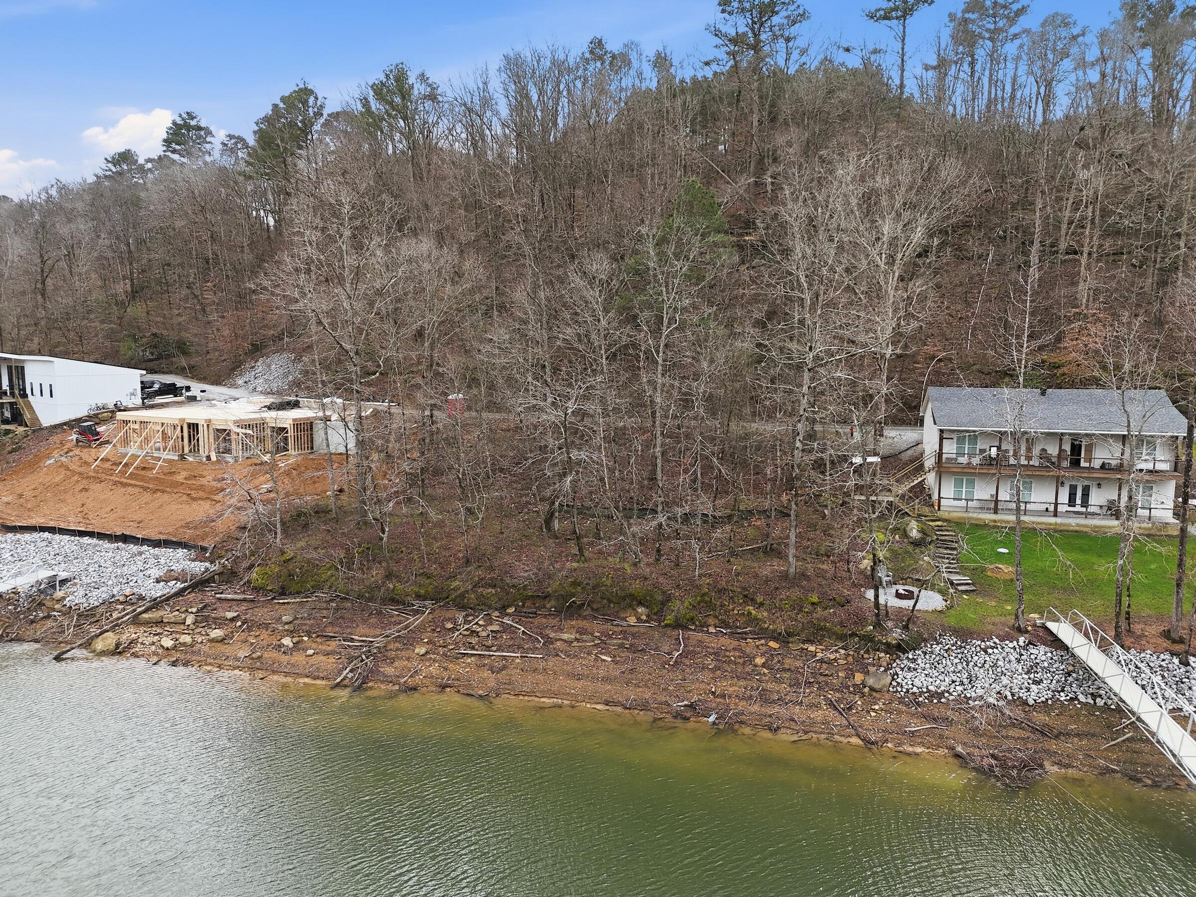 272 NORTHPOINTE Dr