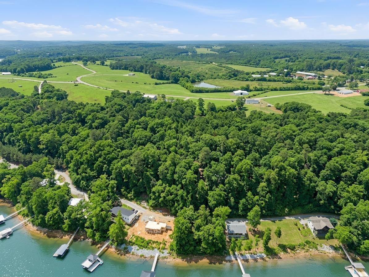 272 NORTHPOINTE Dr