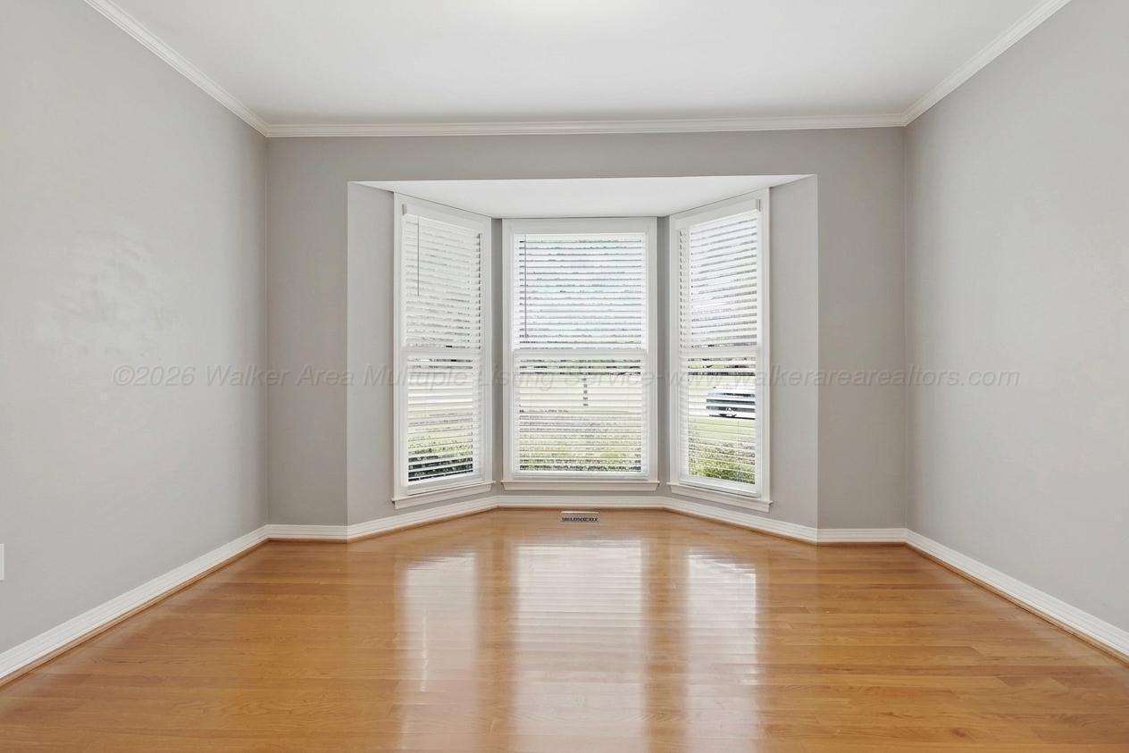 303 HUNTINGTON Trce