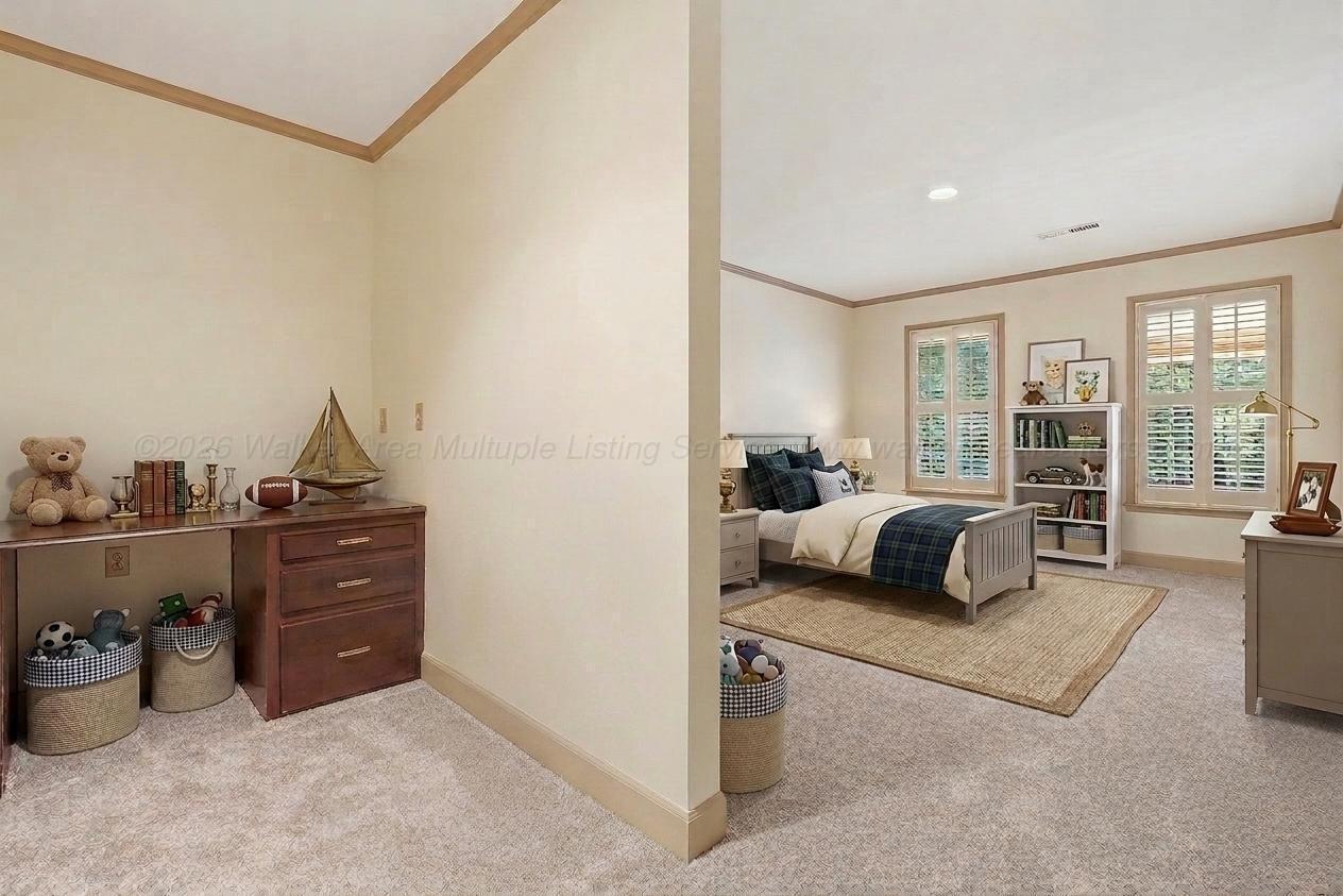 601 GLEN OAKS Cir