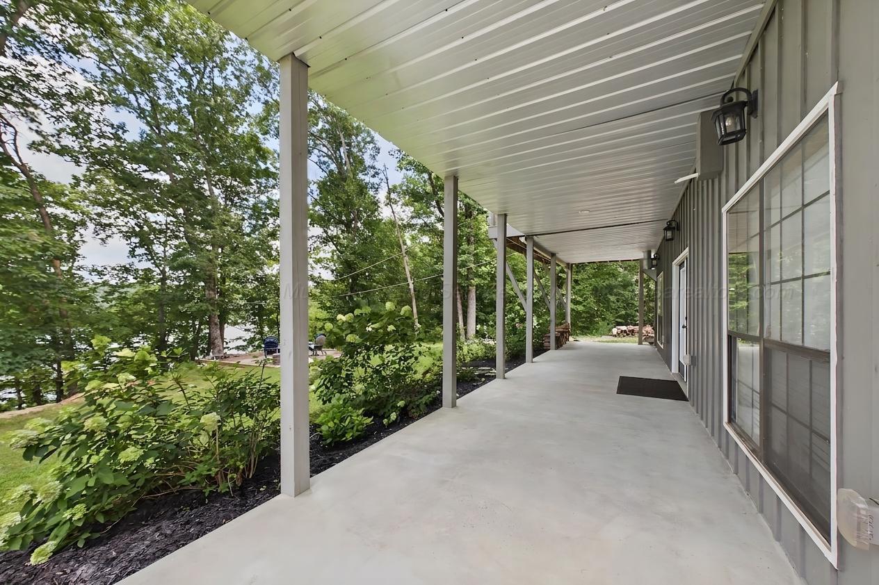 1083 COUNTY ROAD 3908