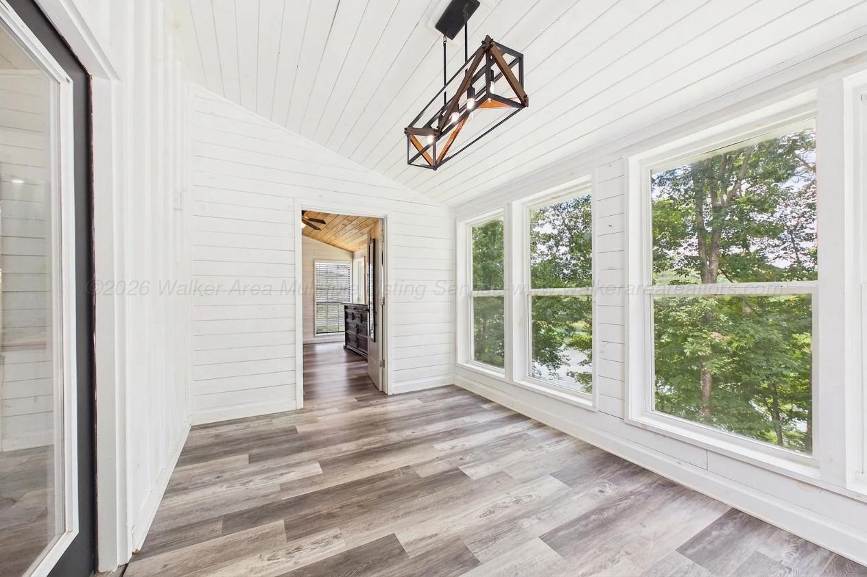 1083 COUNTY ROAD 3908