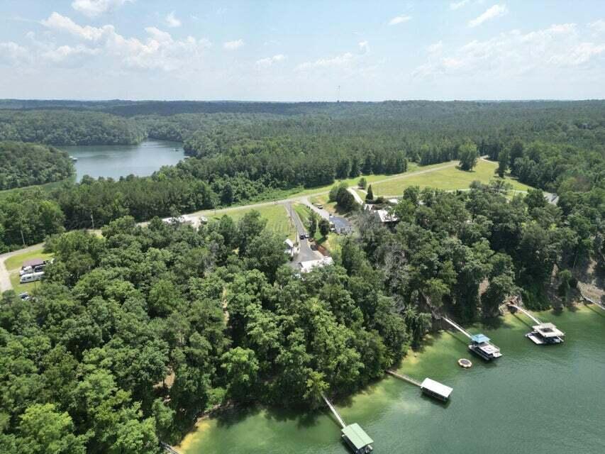 1083 COUNTY ROAD 3908