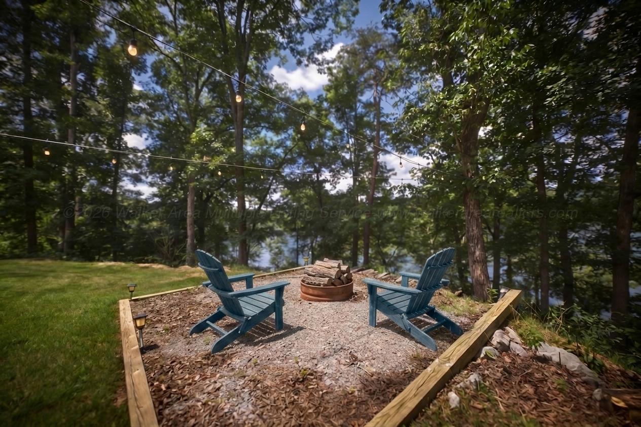 1083 COUNTY ROAD 3908