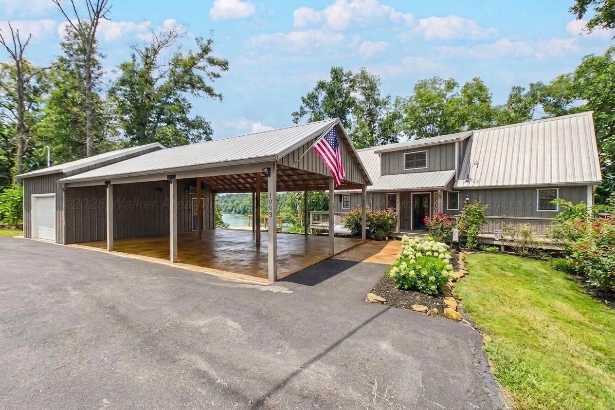 1083 COUNTY ROAD 3908