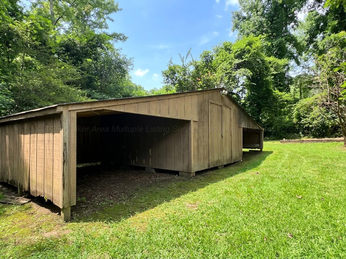 107 CHEROKEE Dr
