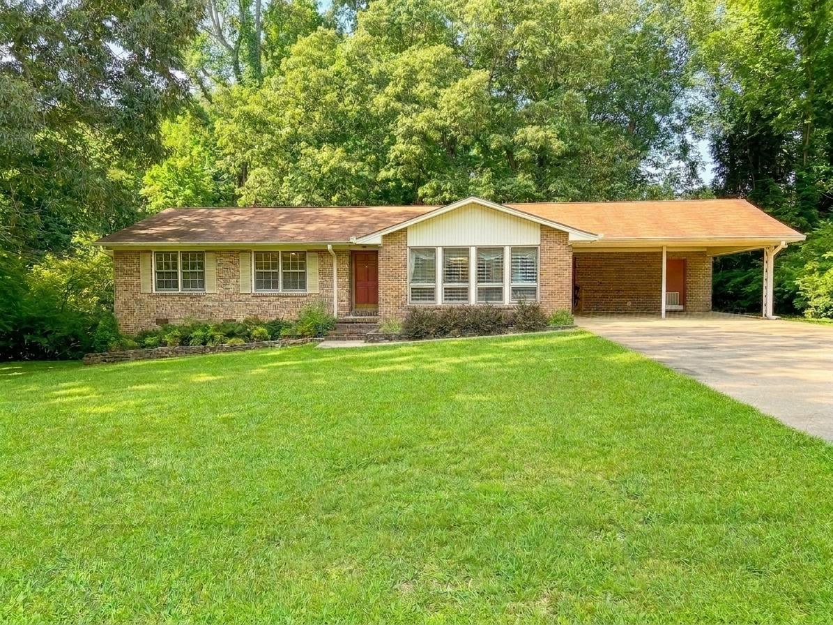 107 CHEROKEE Dr