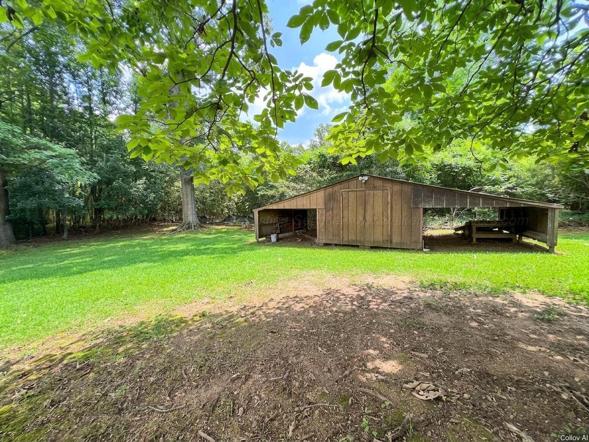 107 CHEROKEE Dr