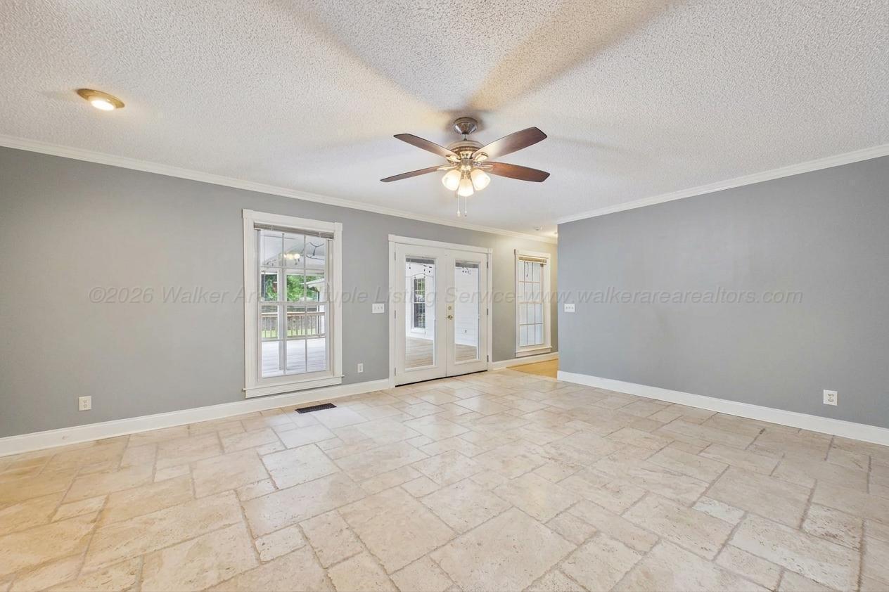 301 CHEROKEE Cir