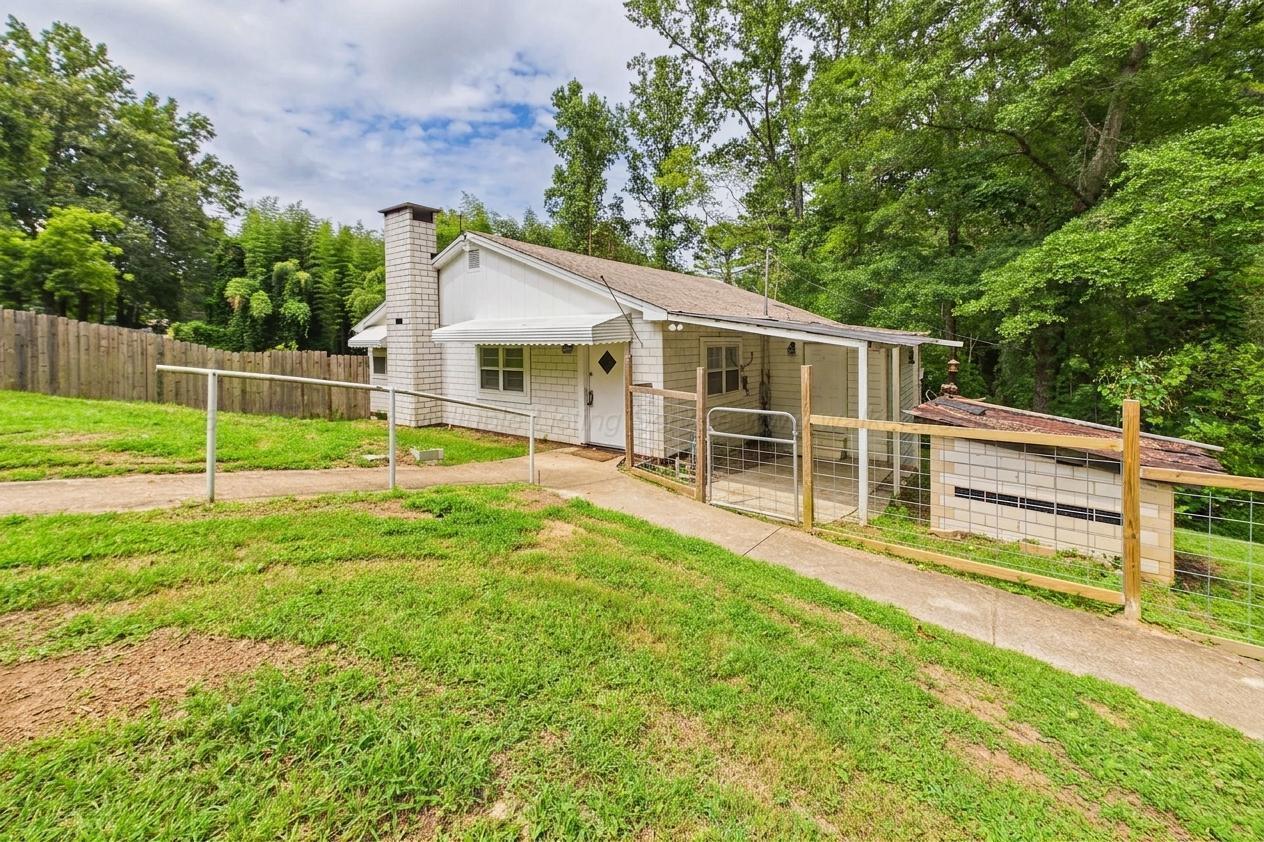 109 SARGENT Rd