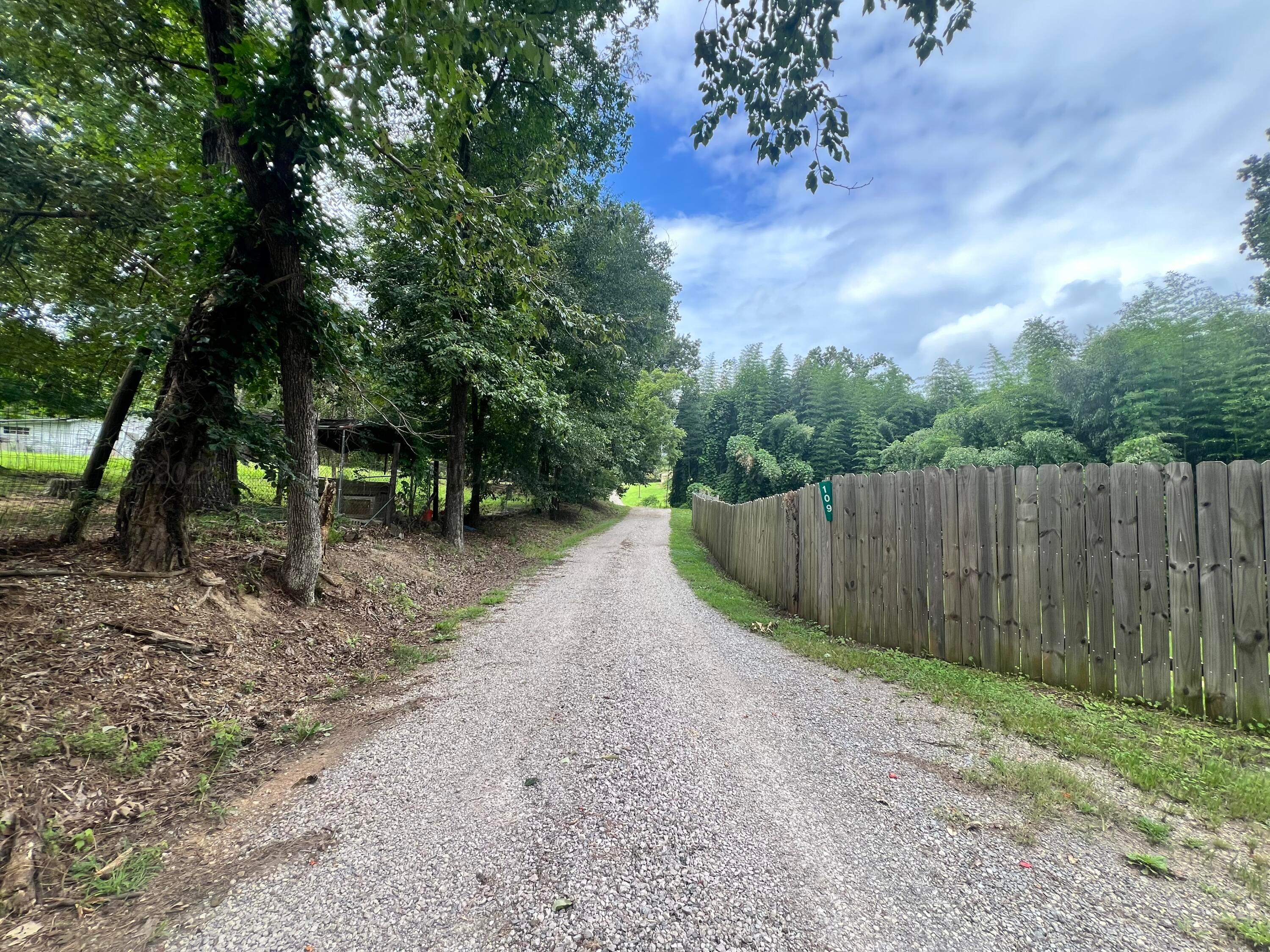 109 SARGENT Rd