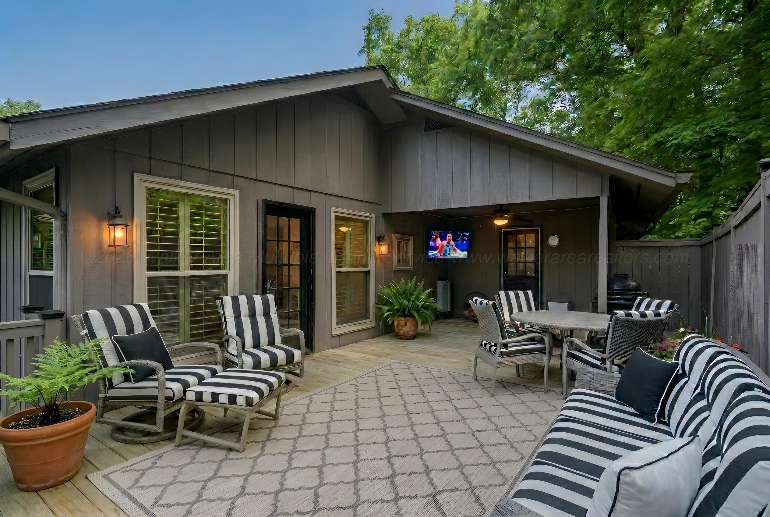 1803 BROWN Dr