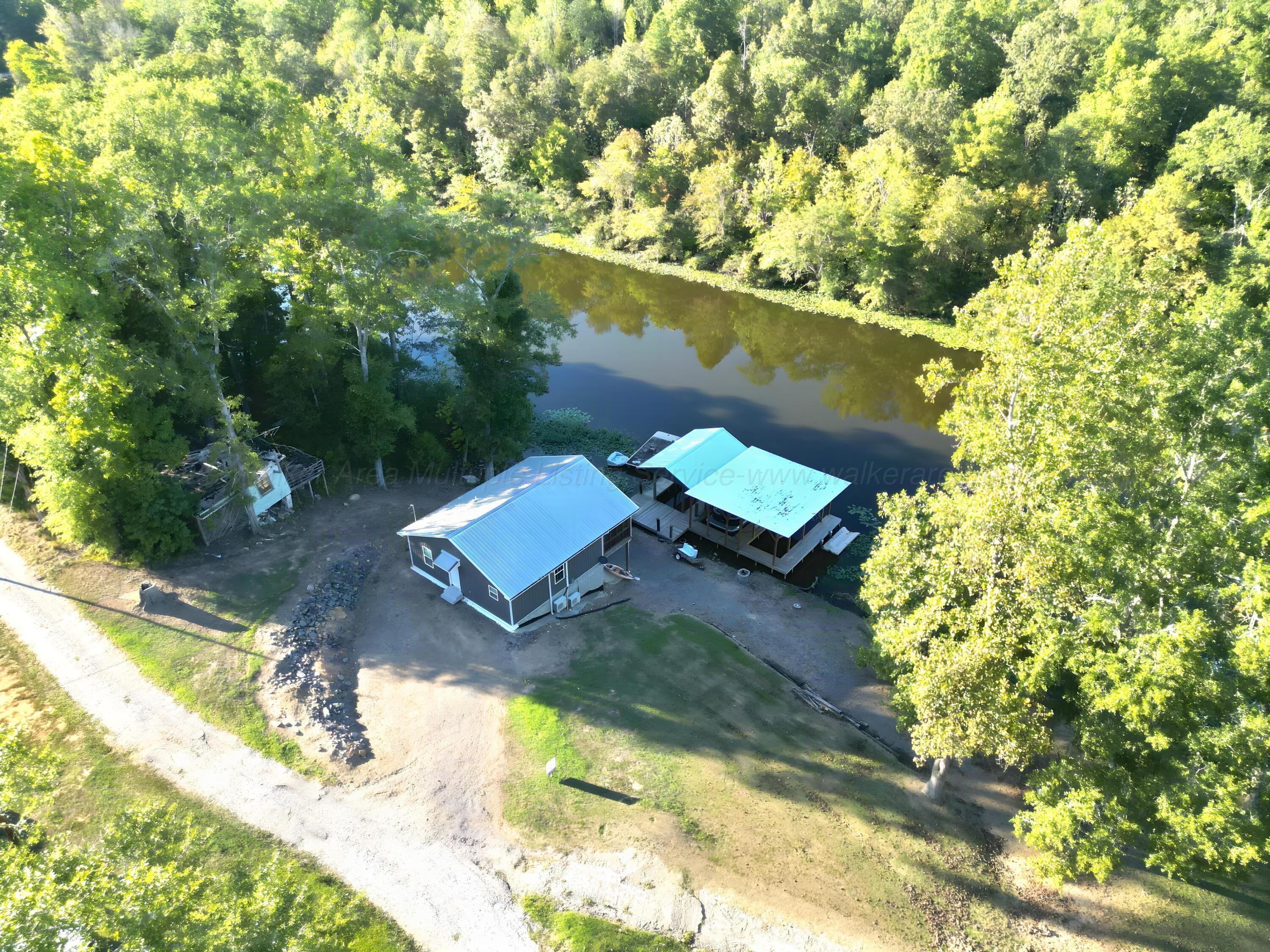 376 GROSS Rd