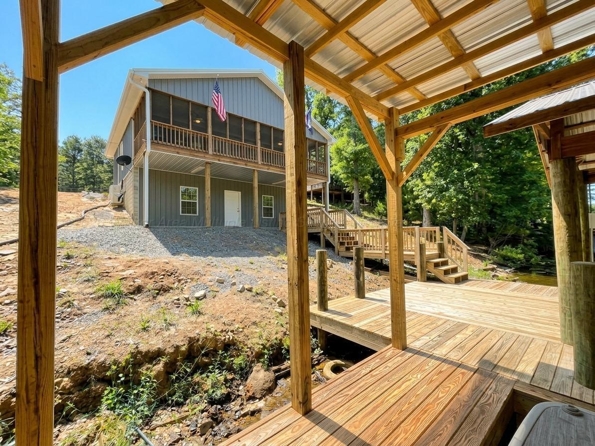 376 GROSS Rd