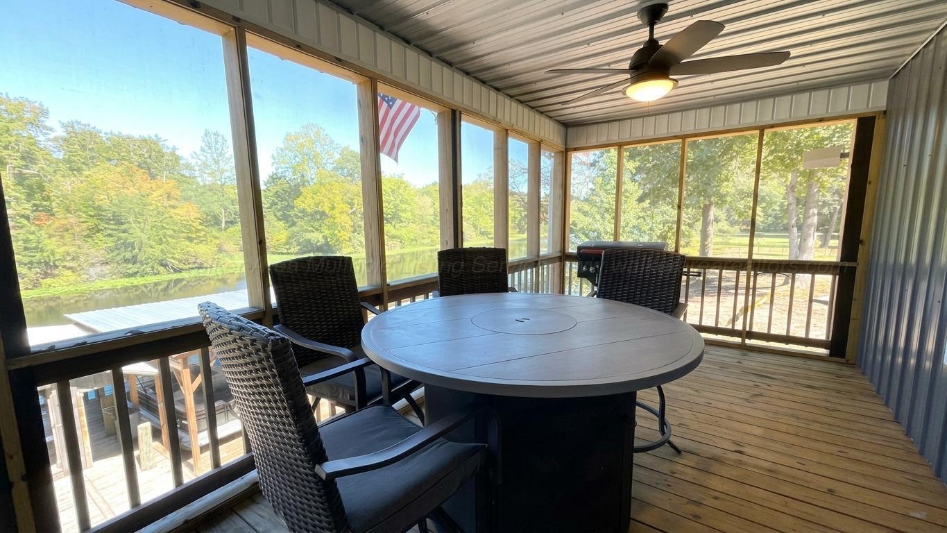 376 GROSS Rd