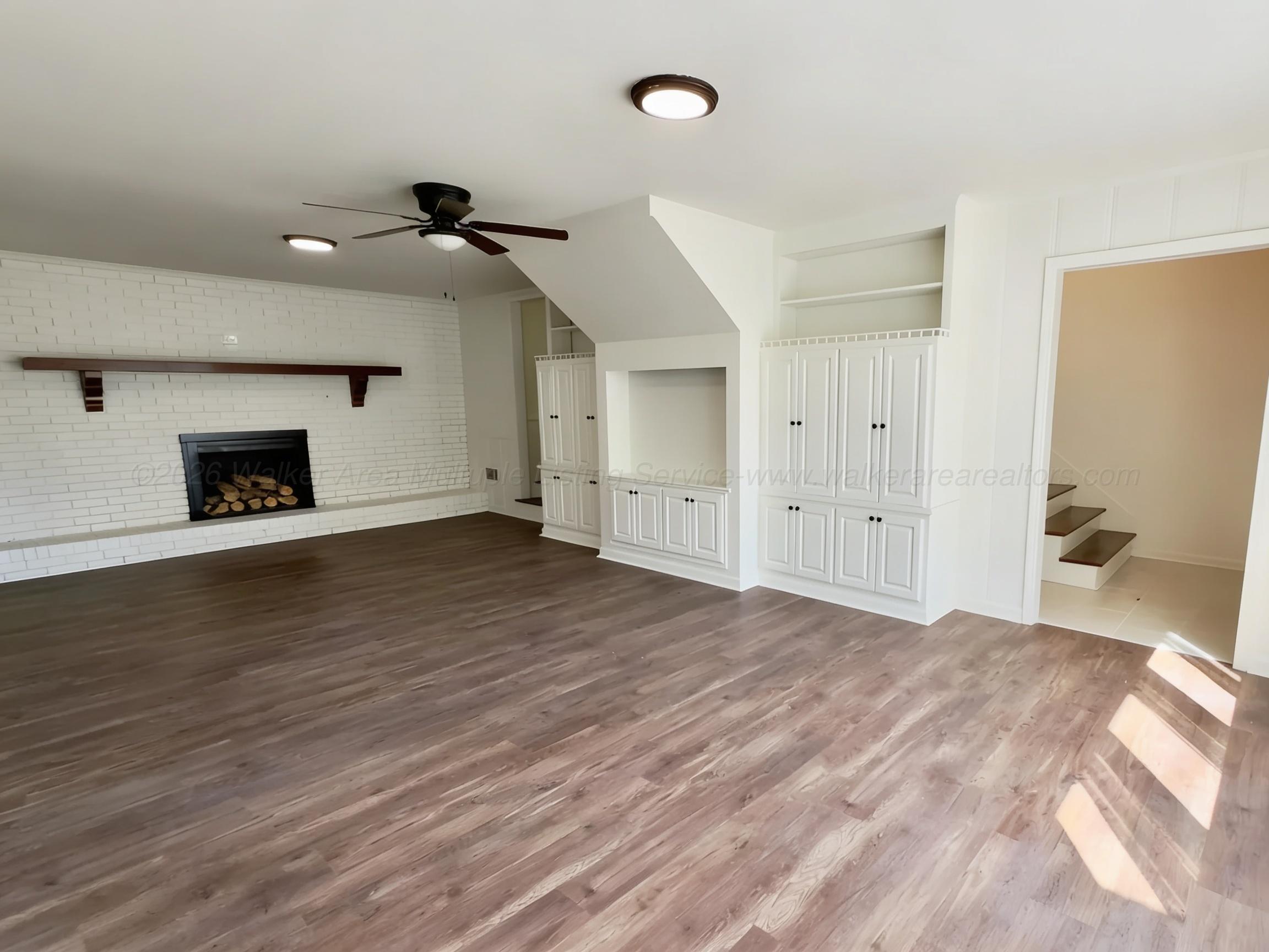 541 CURRY Hwy