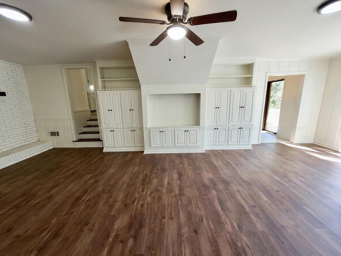 541 CURRY Hwy