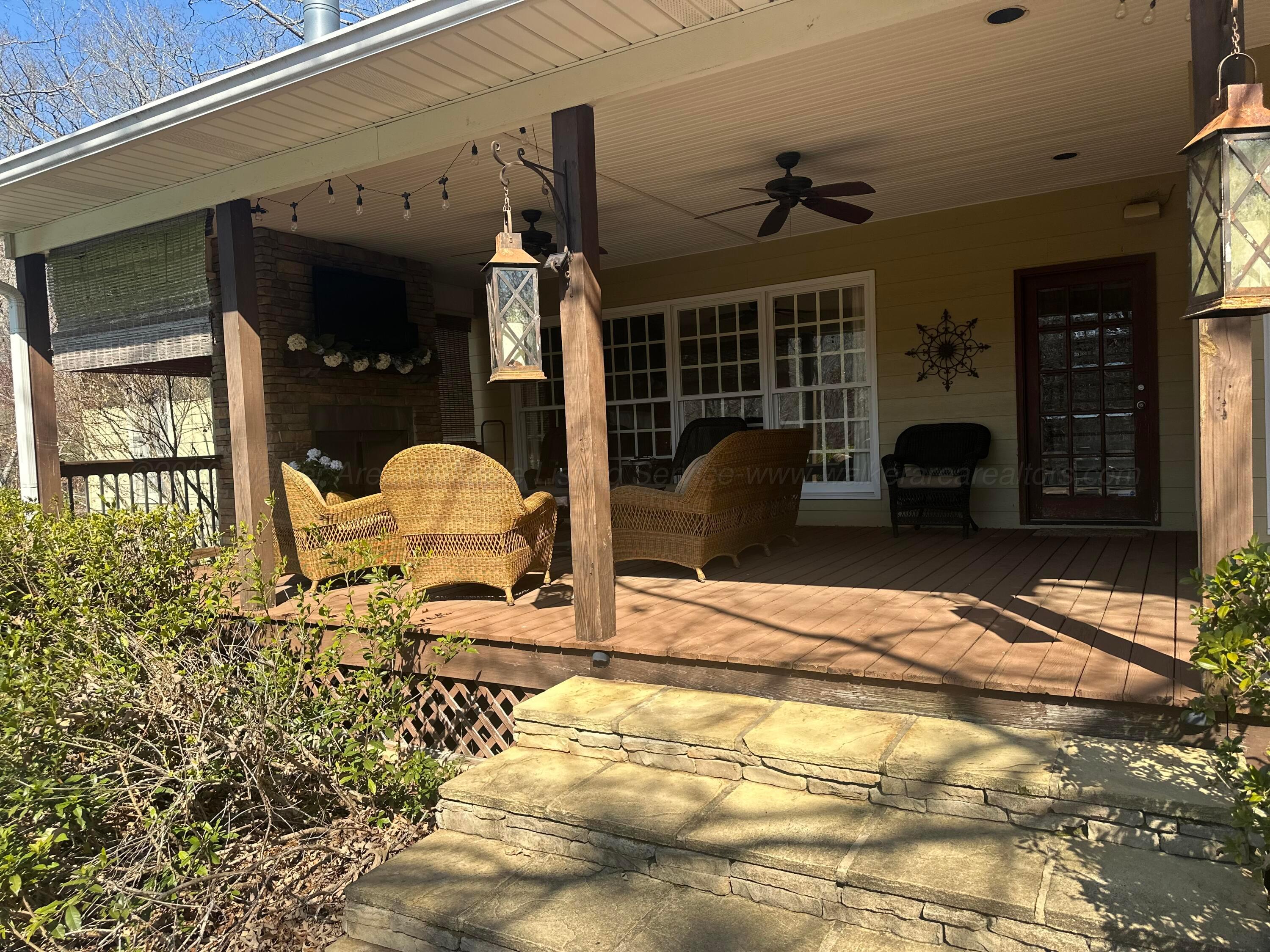 2292 TOMMY ROBINSON Rd