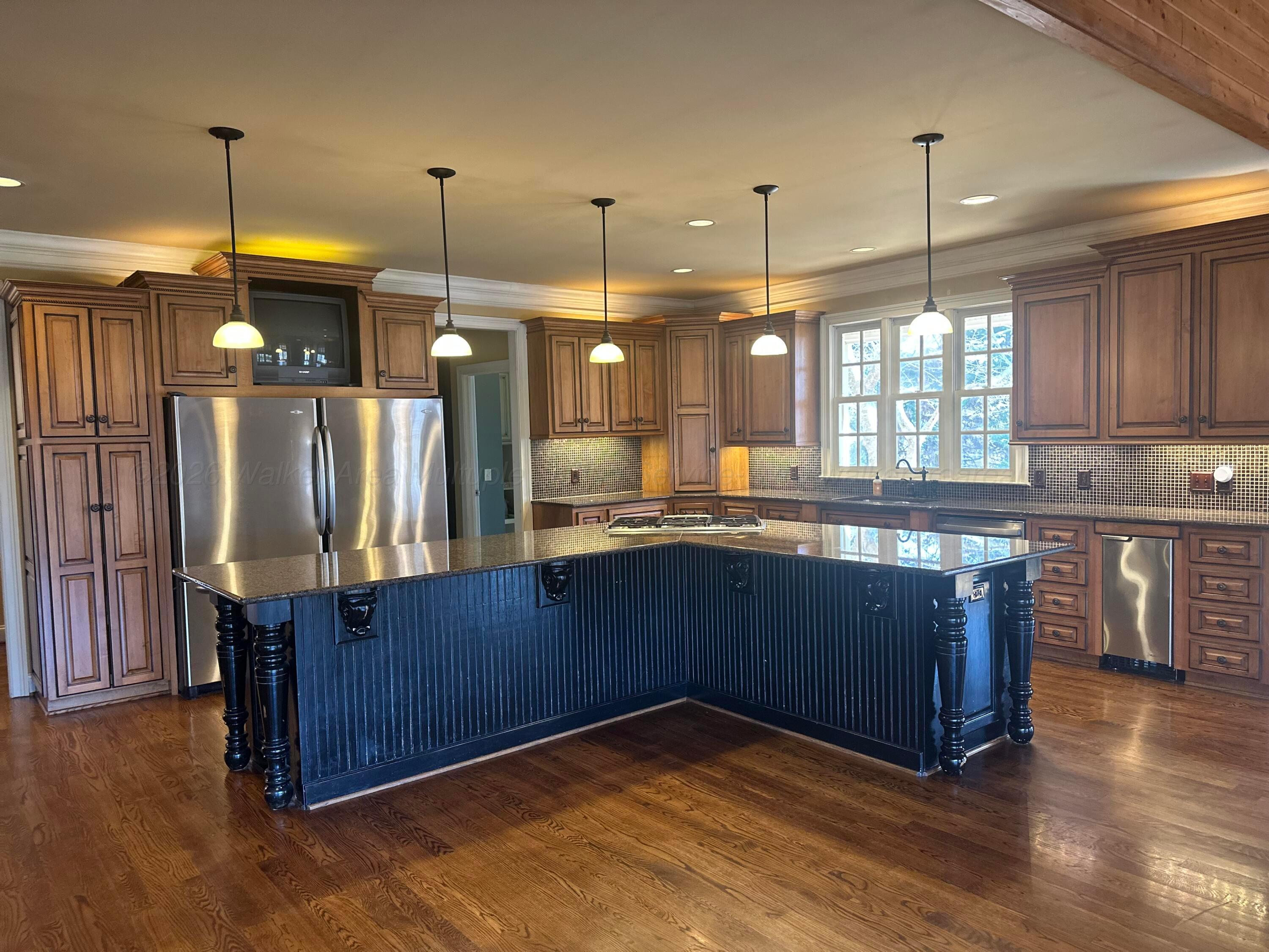 2292 TOMMY ROBINSON Rd