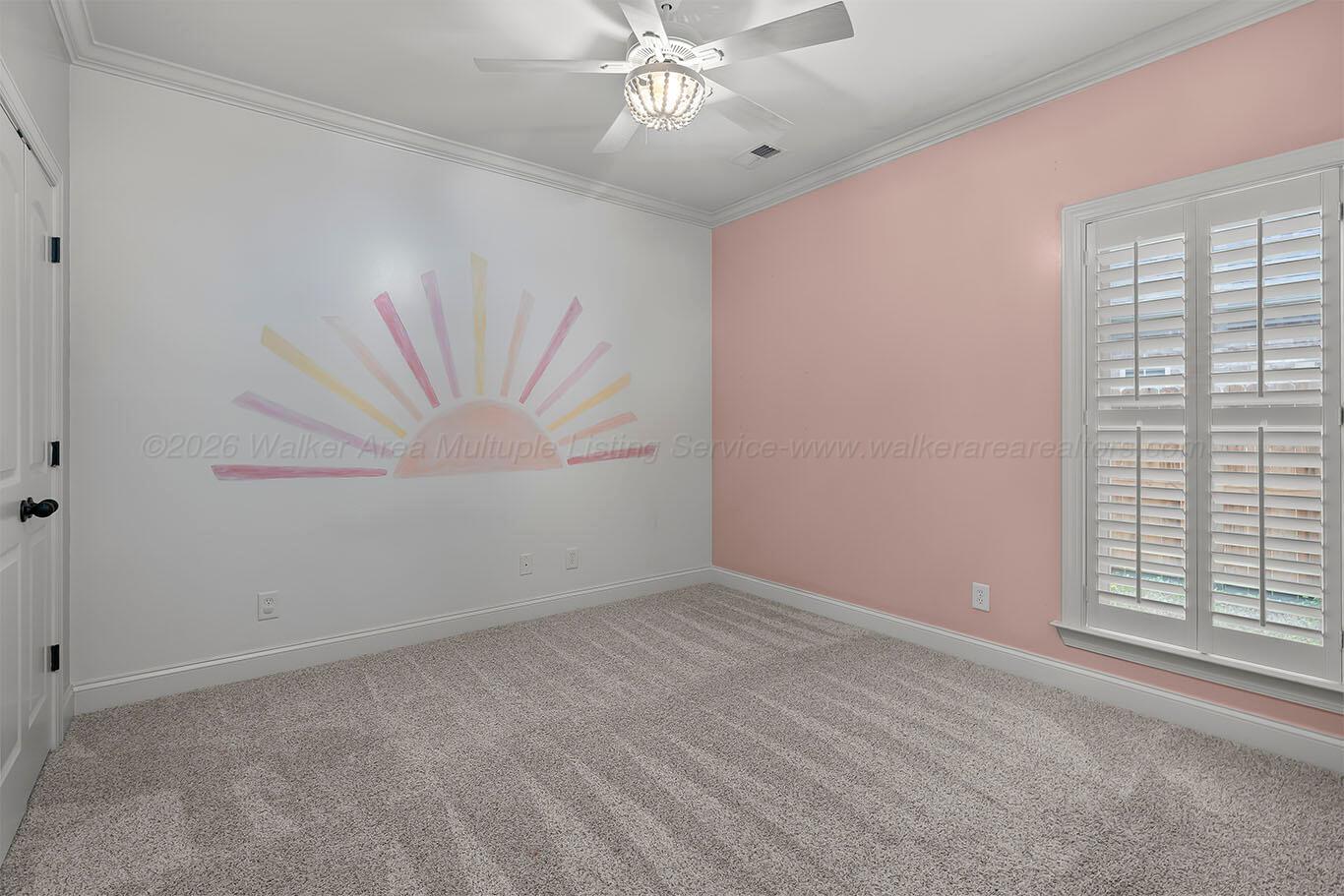 104 MEADOW Way