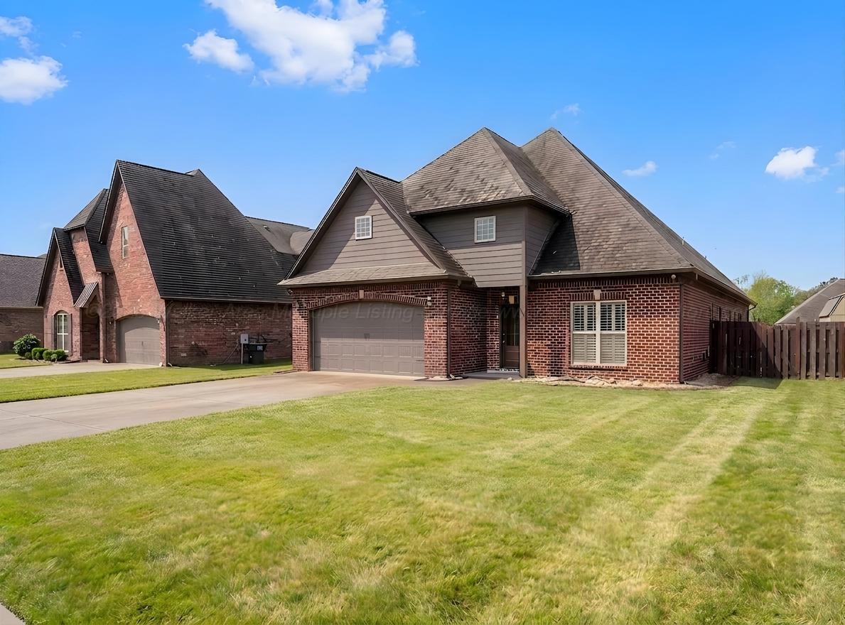 104 MEADOW Way