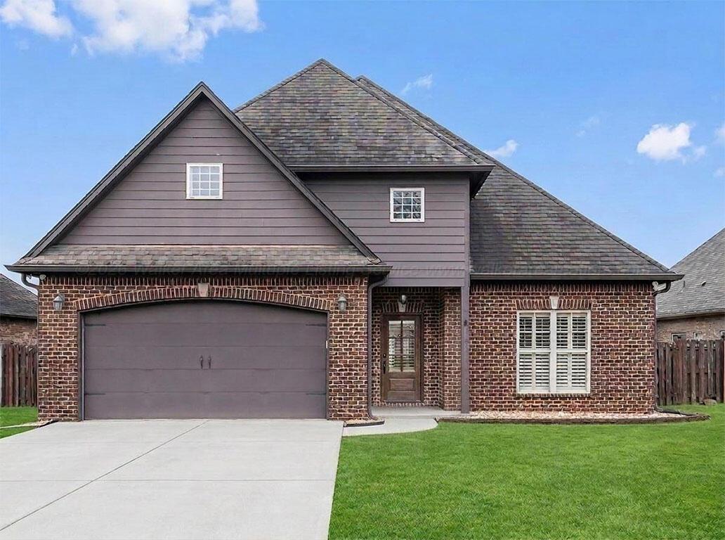 104 MEADOW Way