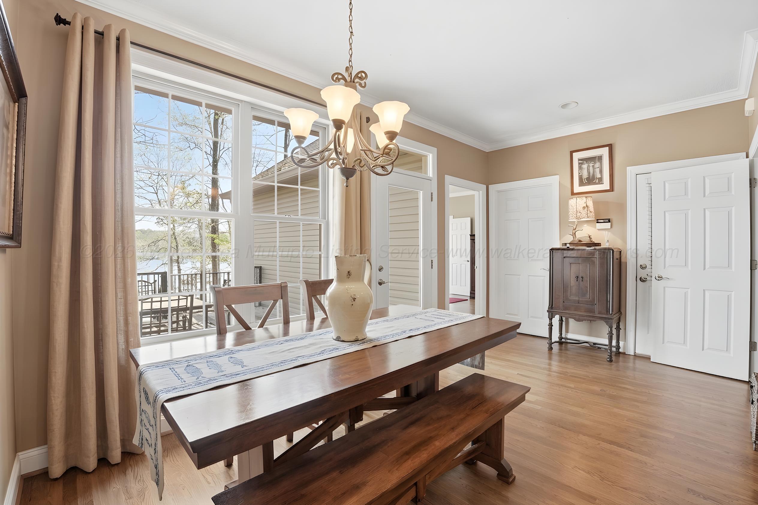 553 SOUTH POINTE Dr