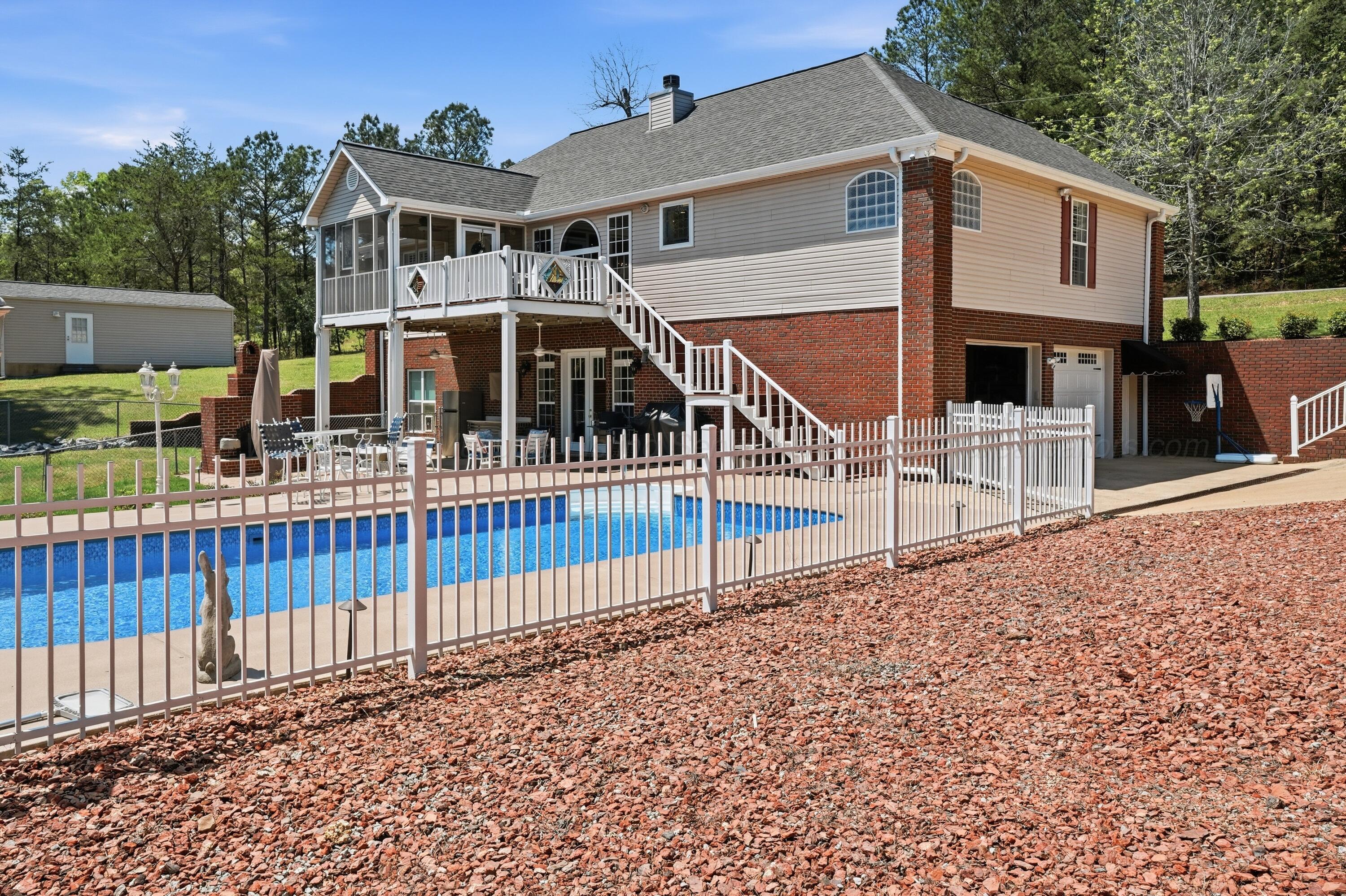 36 MCCOY POINTE Dr