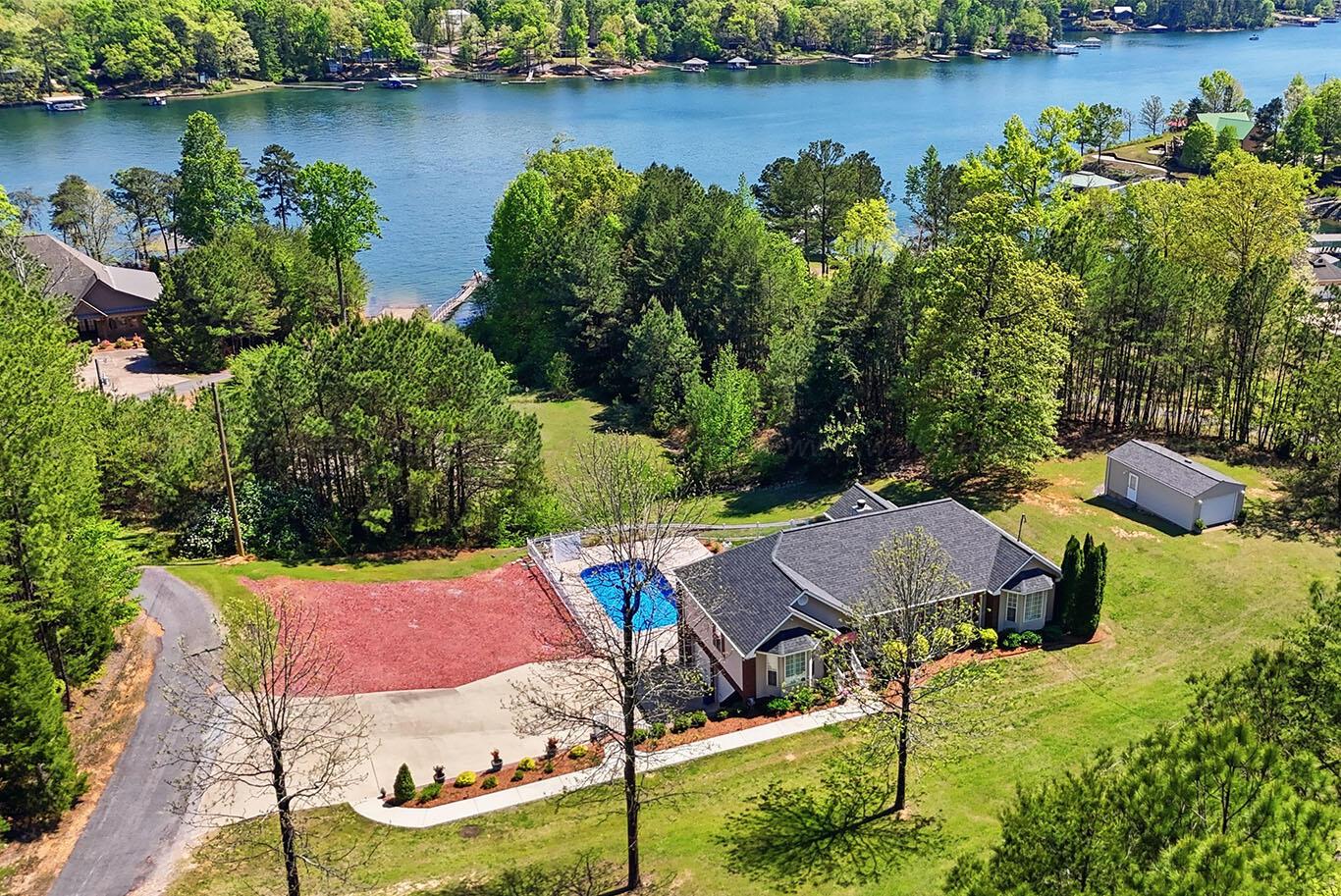 36 MCCOY POINTE Dr