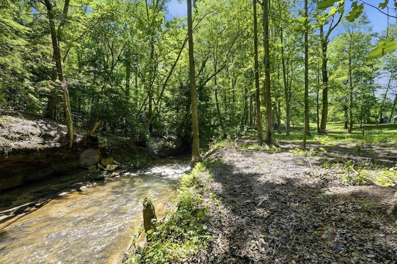 979 COUNTY ROAD 55