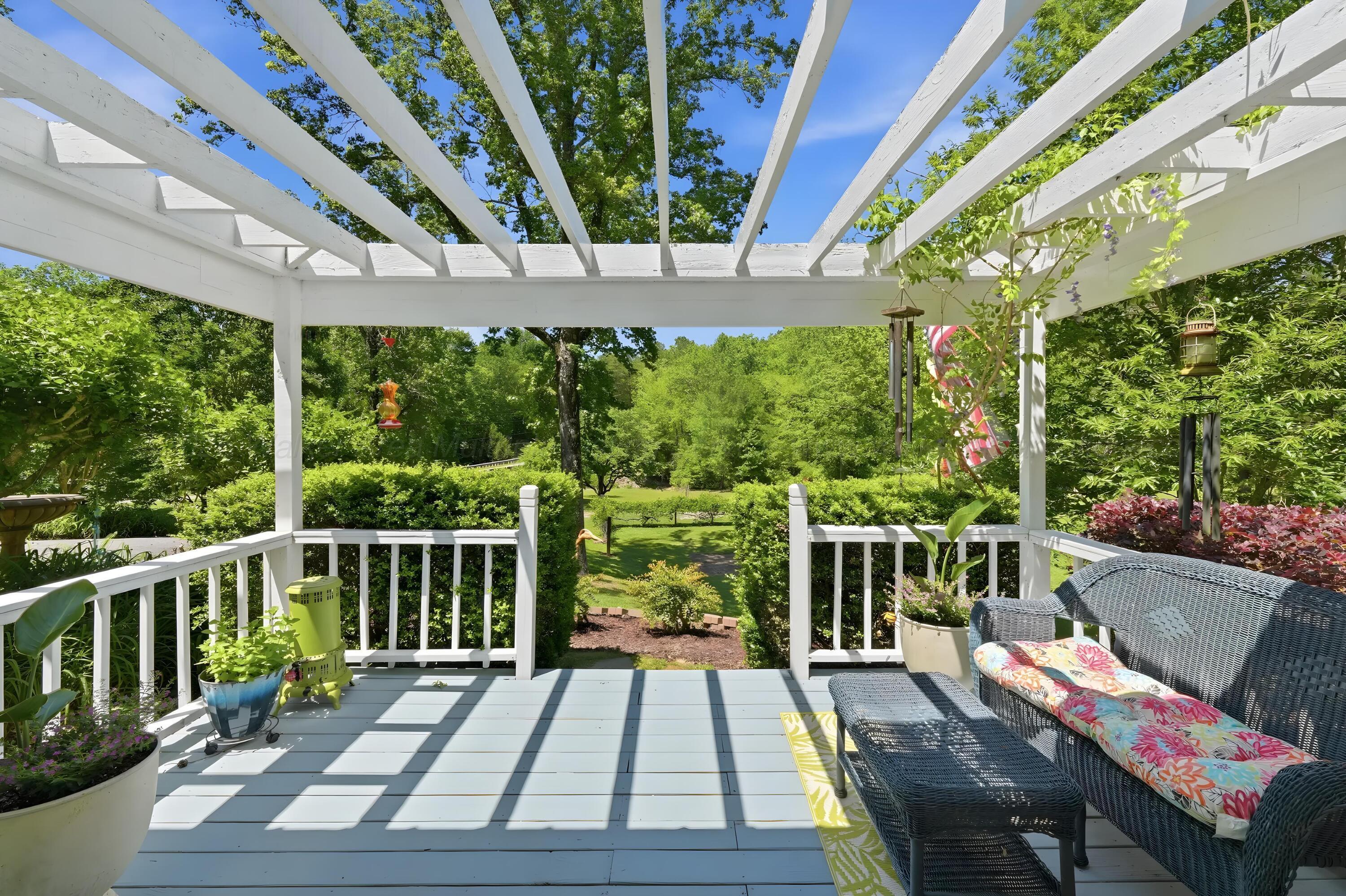 979 COUNTY ROAD 55