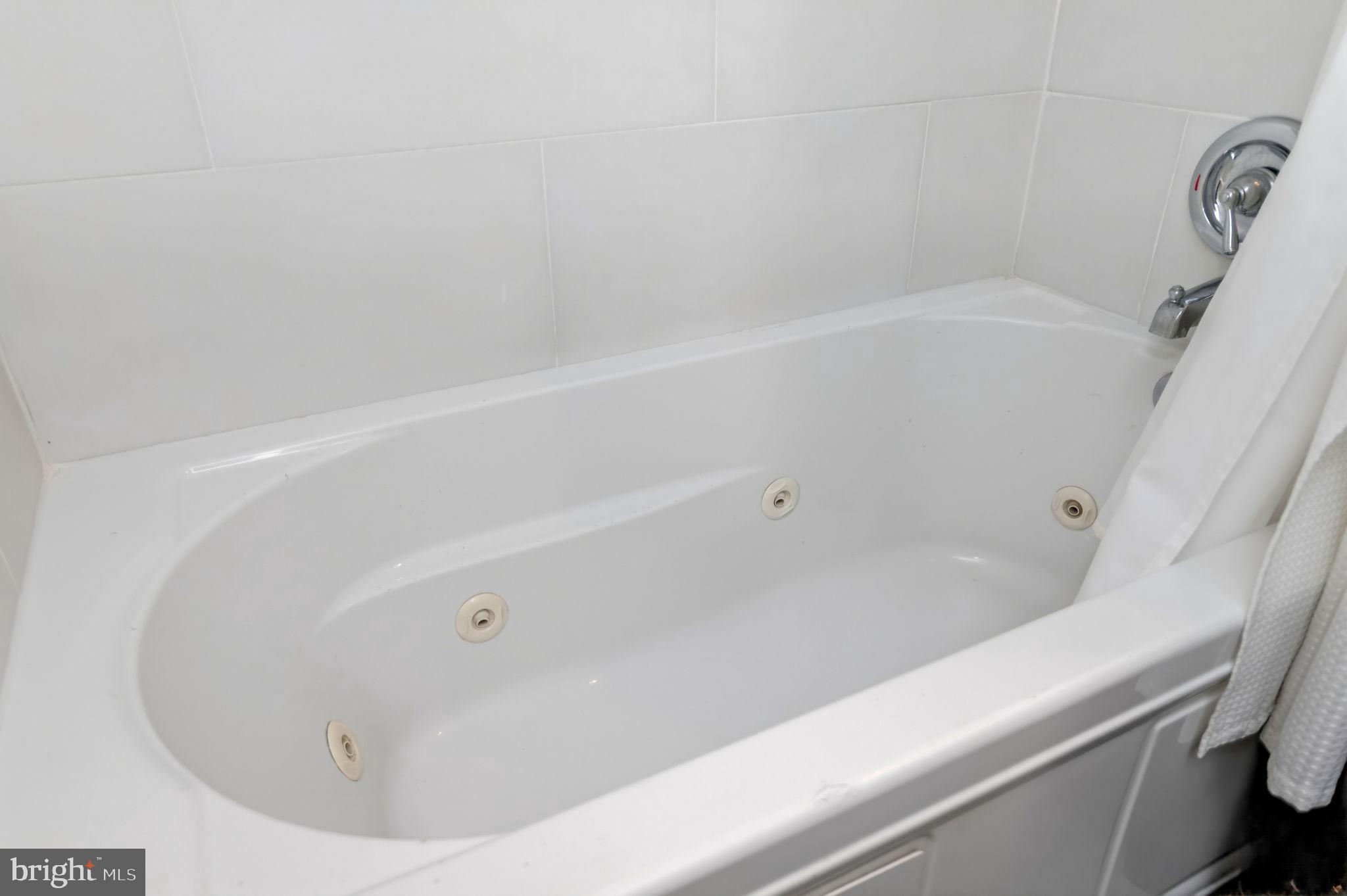 1415 MARTHA CUSTIS DRIVE