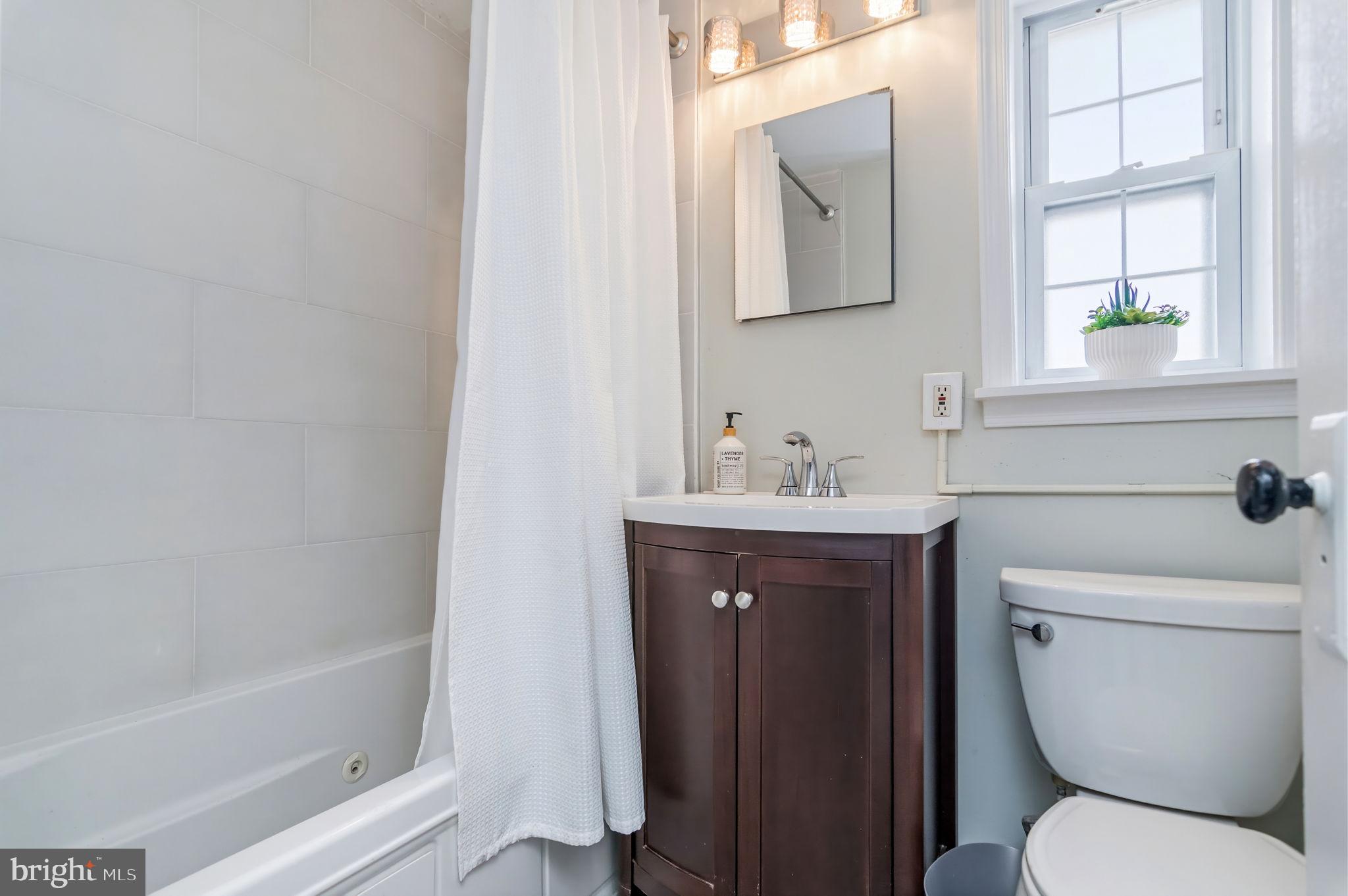 1415 MARTHA CUSTIS DRIVE