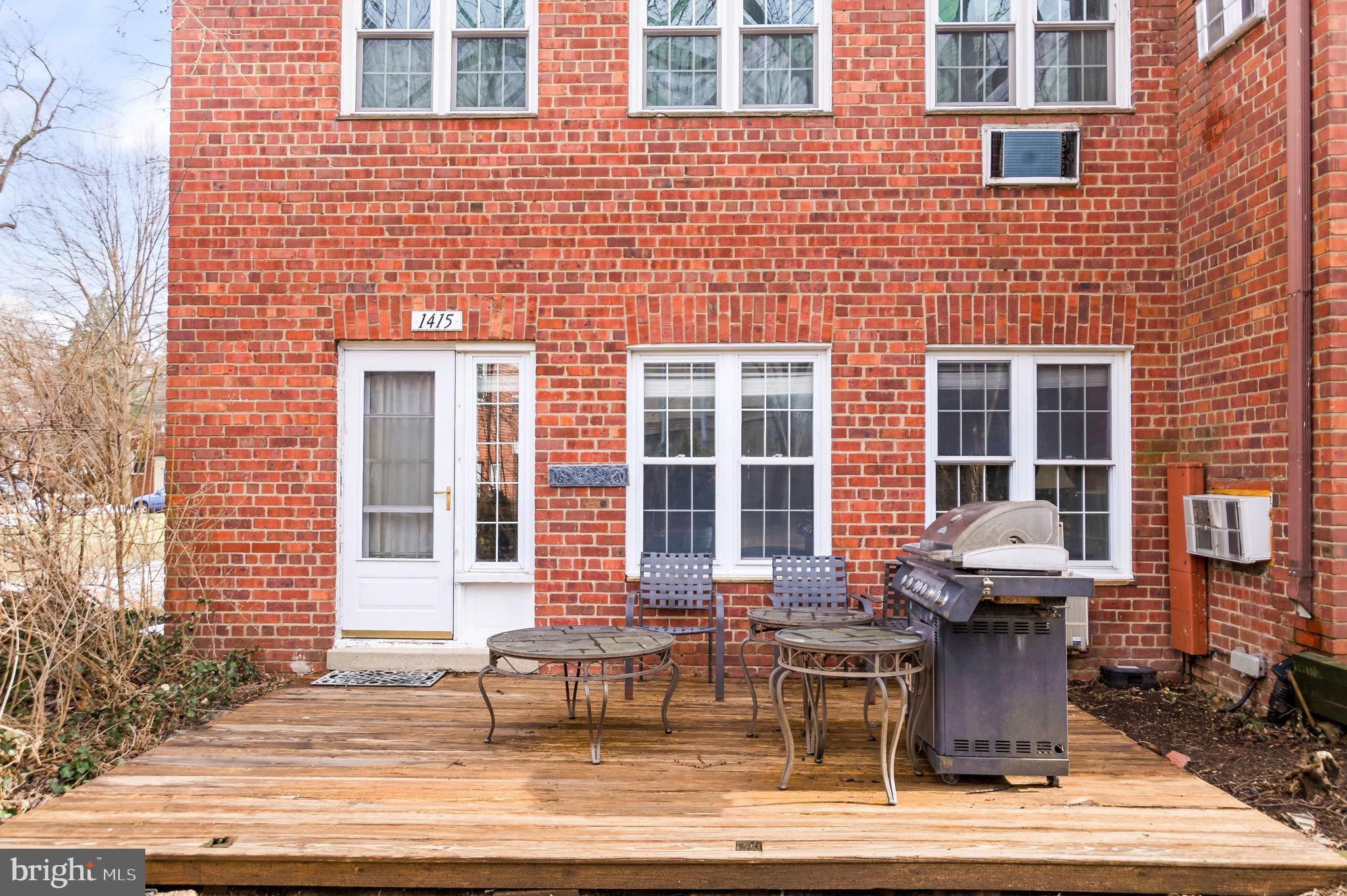 1415 MARTHA CUSTIS DRIVE