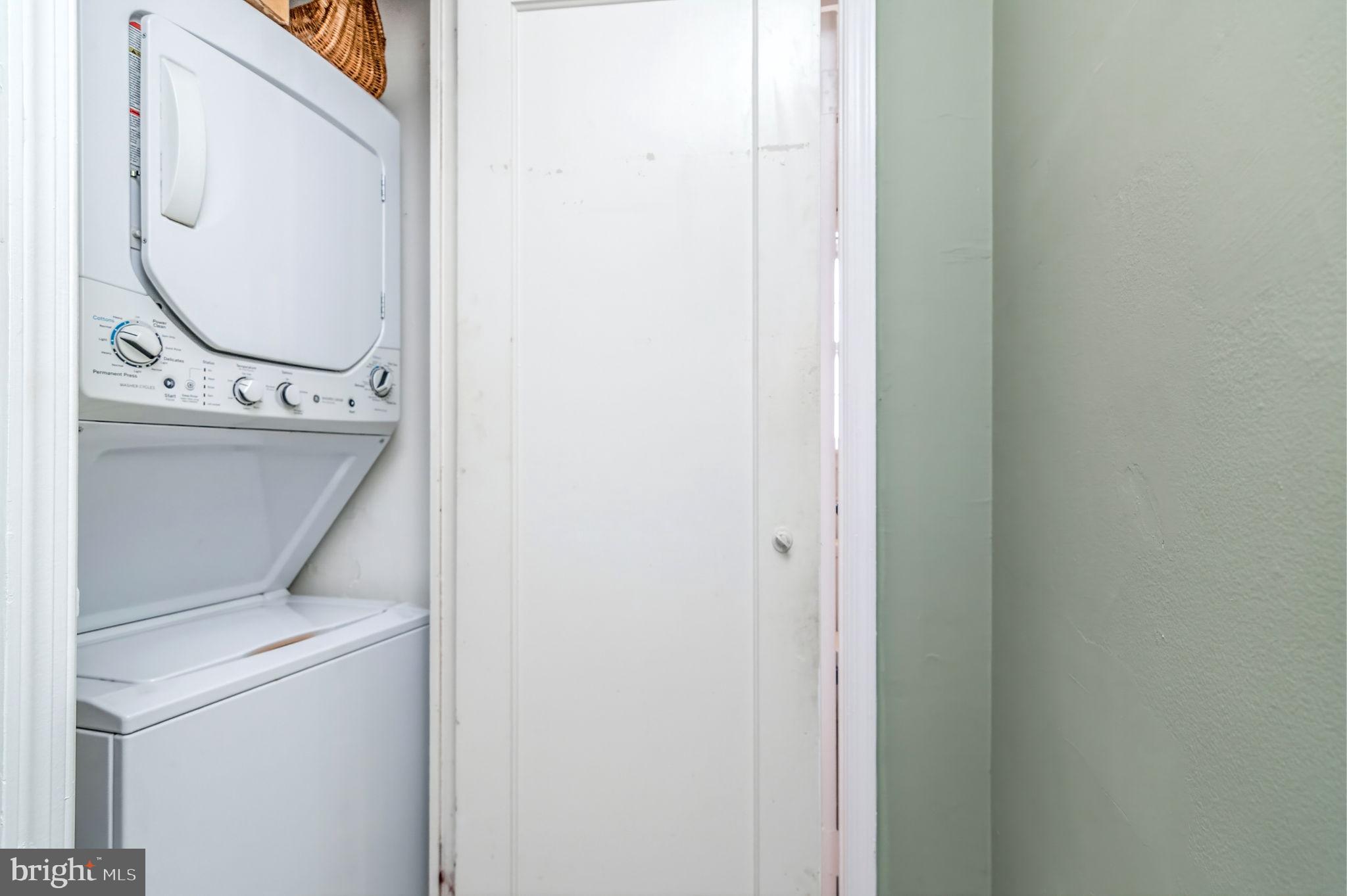 1415 MARTHA CUSTIS DRIVE