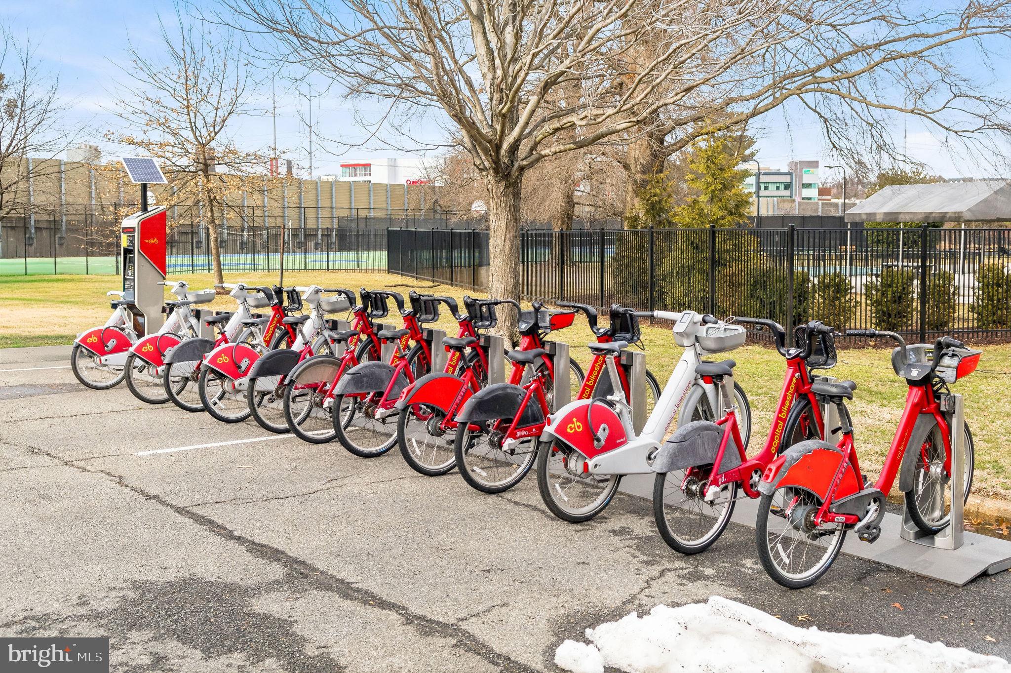 1415 MARTHA CUSTIS DRIVE