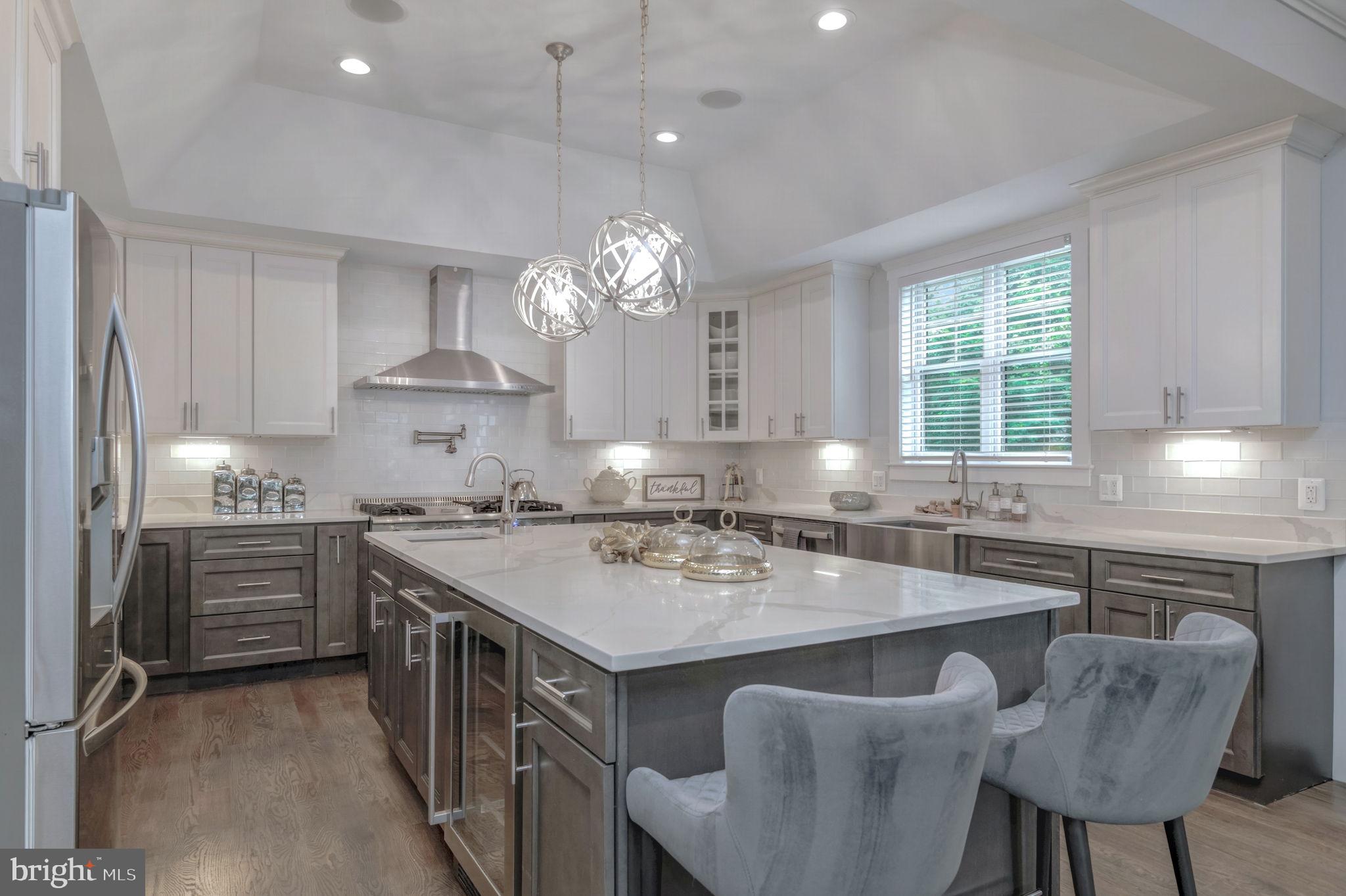 10708 WARWICK AVENUE