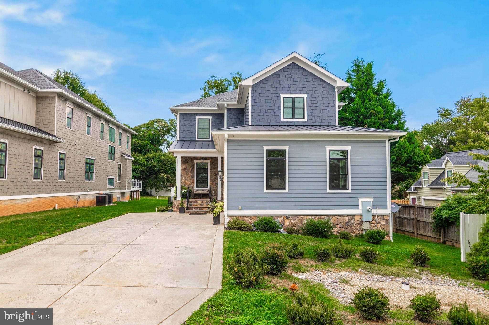 10708 WARWICK AVENUE