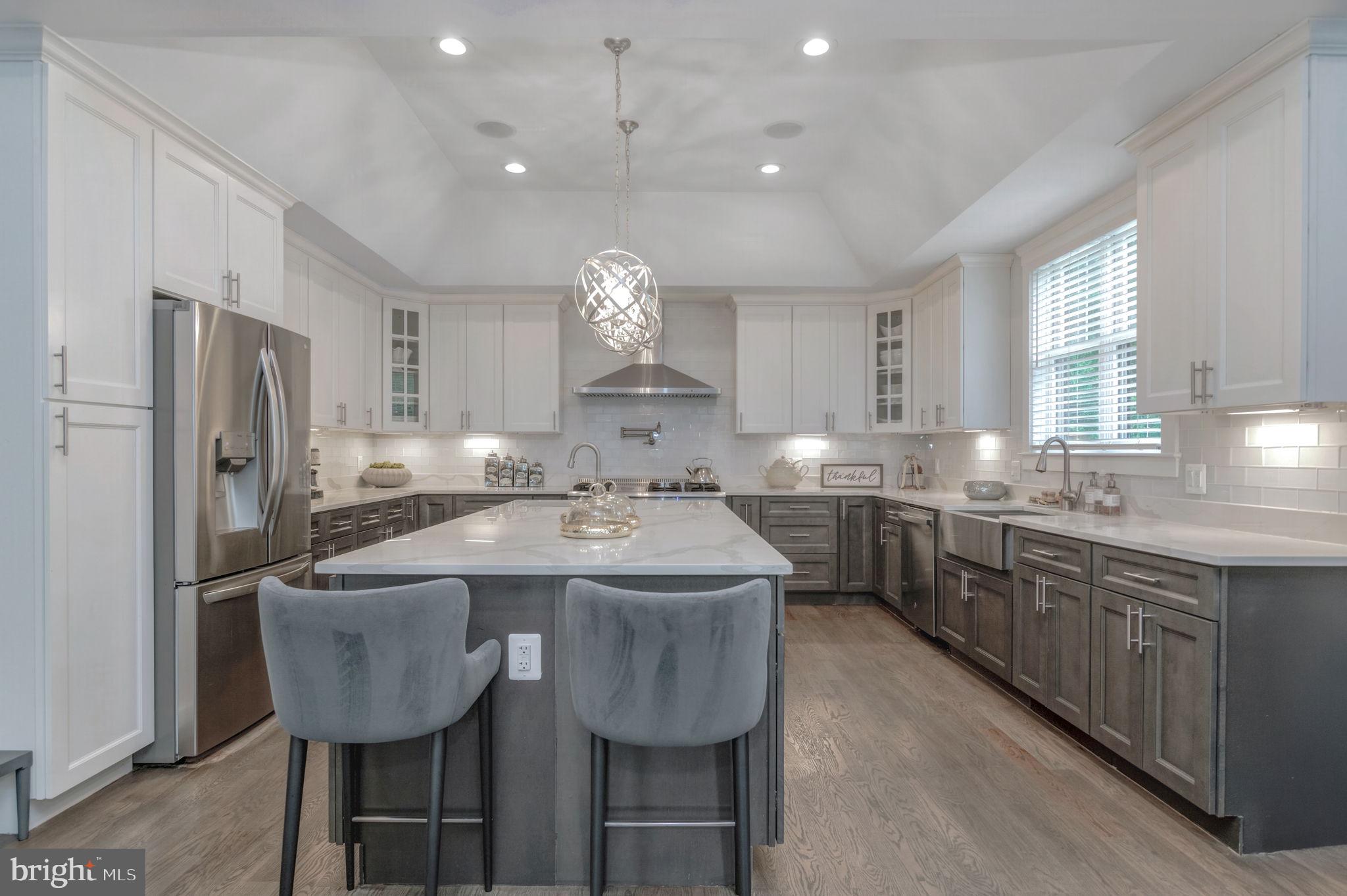 10708 WARWICK AVENUE