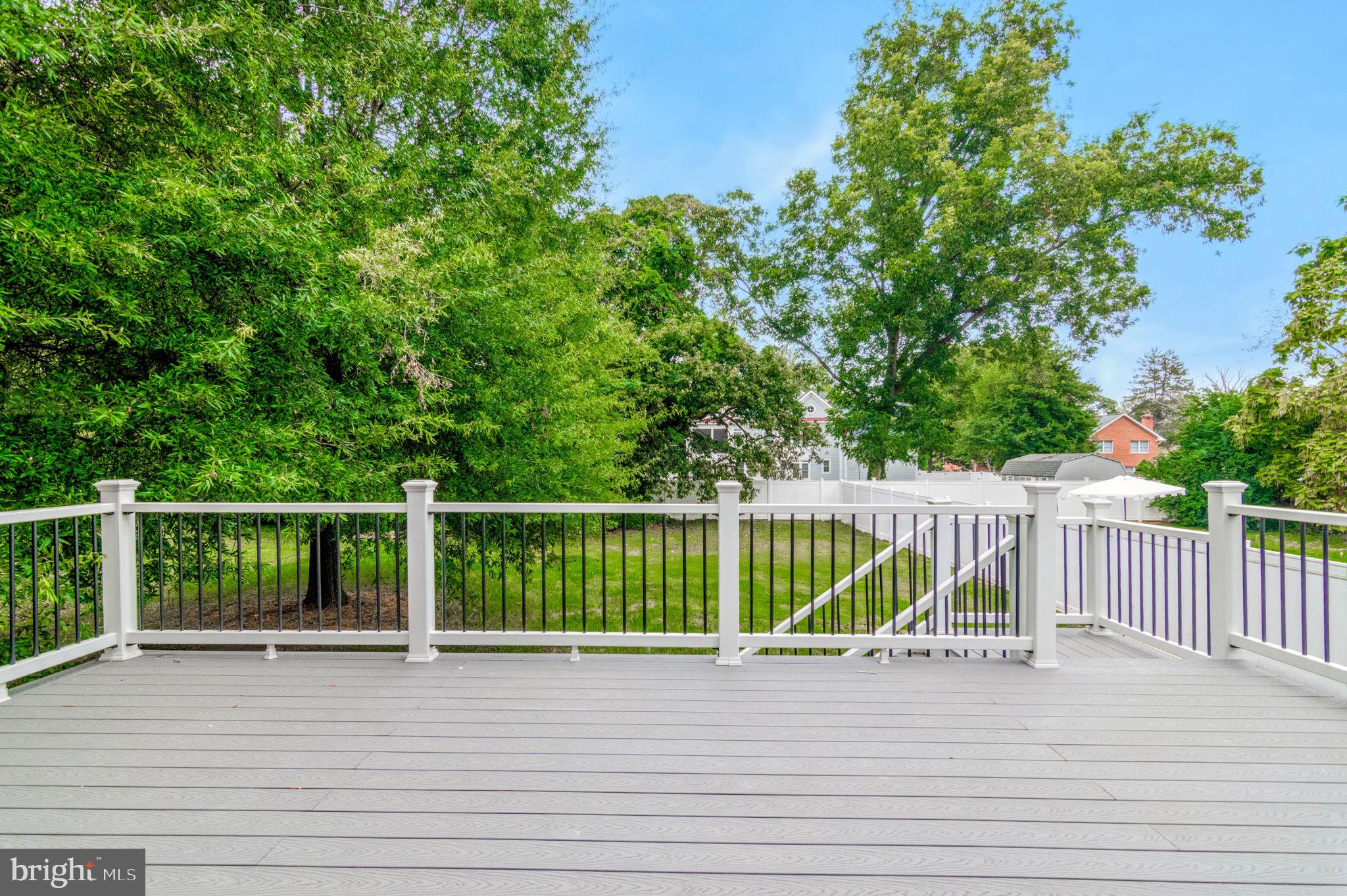 10708 WARWICK AVENUE