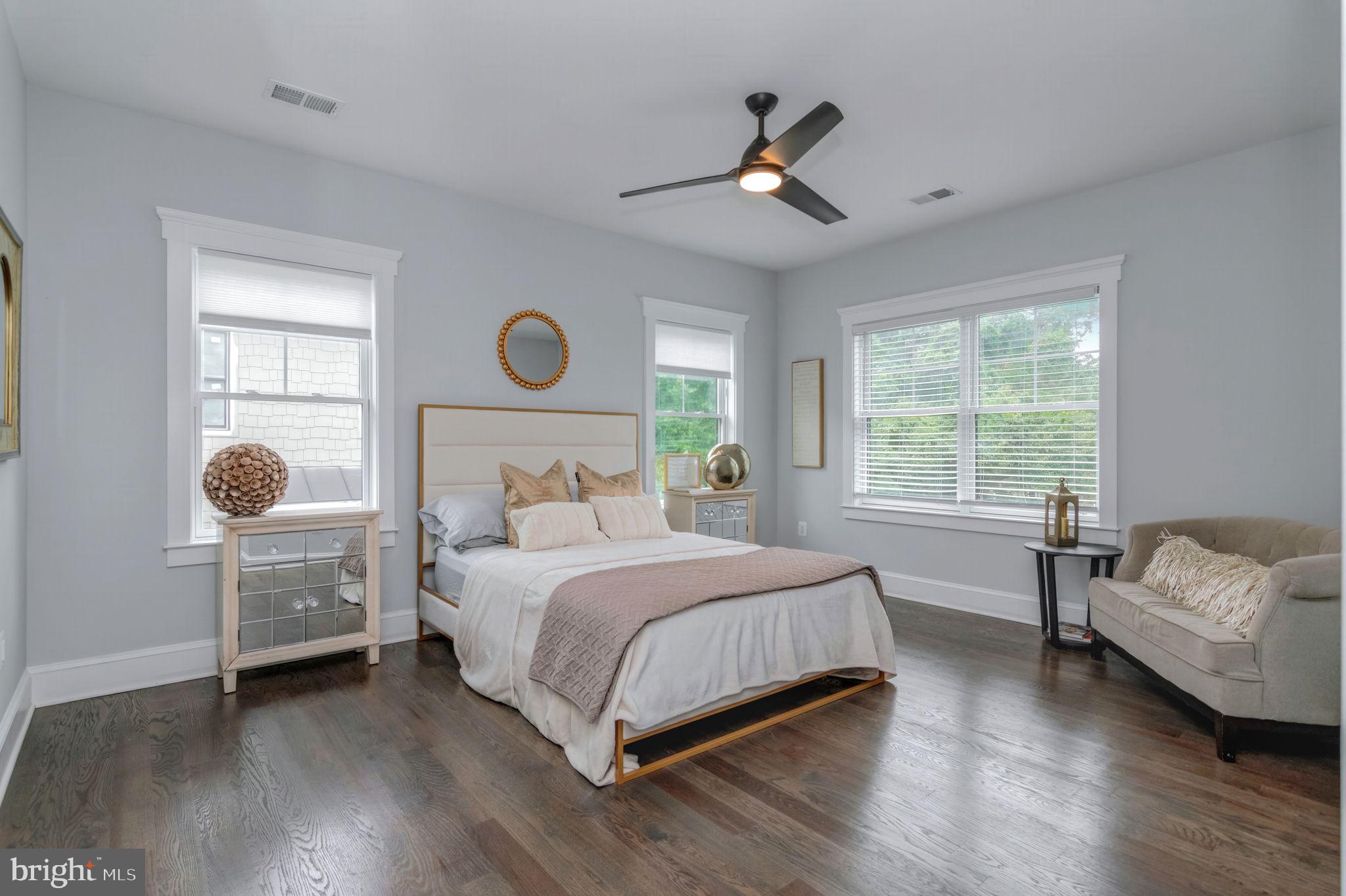 10708 WARWICK AVENUE