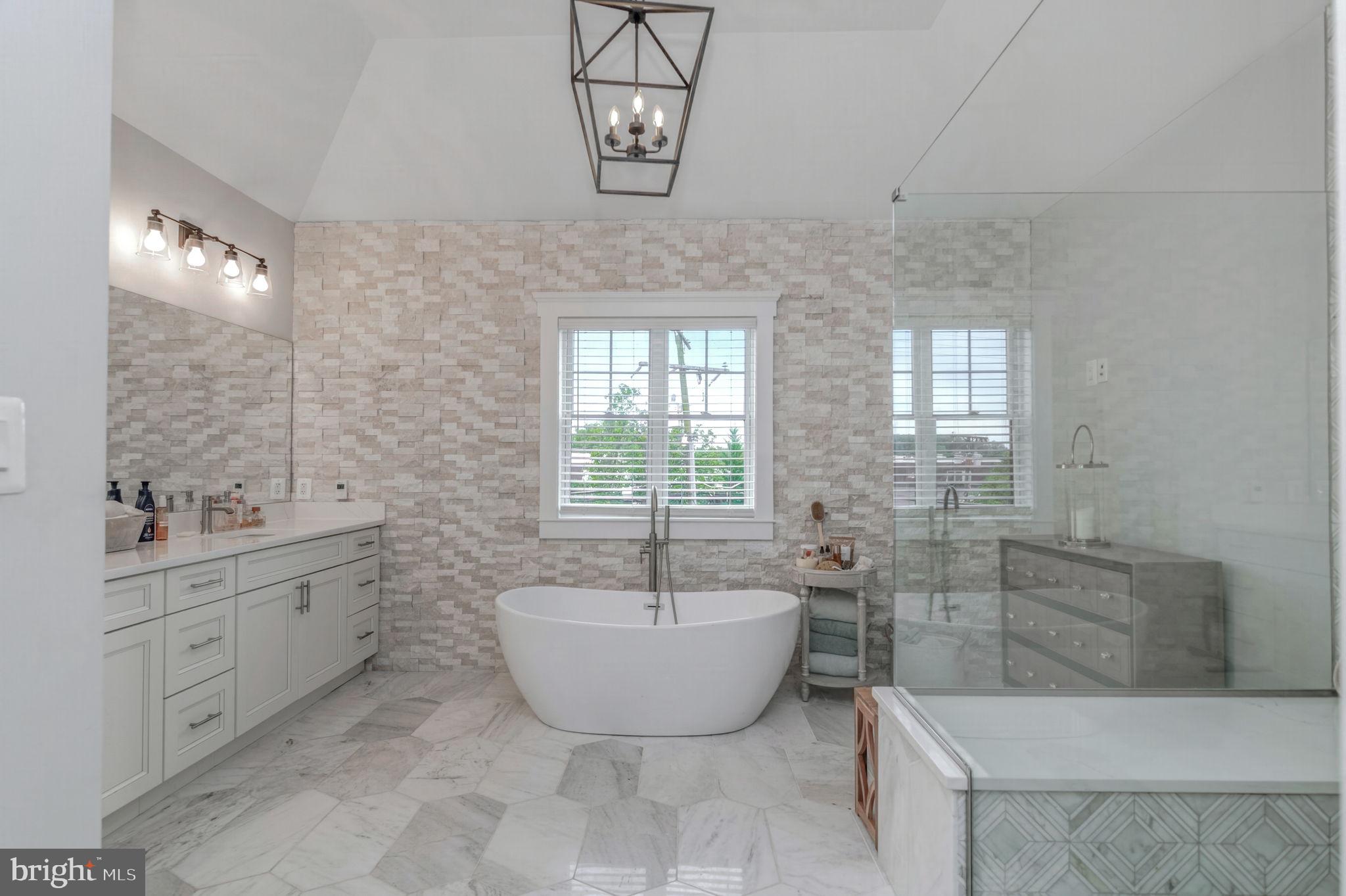 10708 WARWICK AVENUE