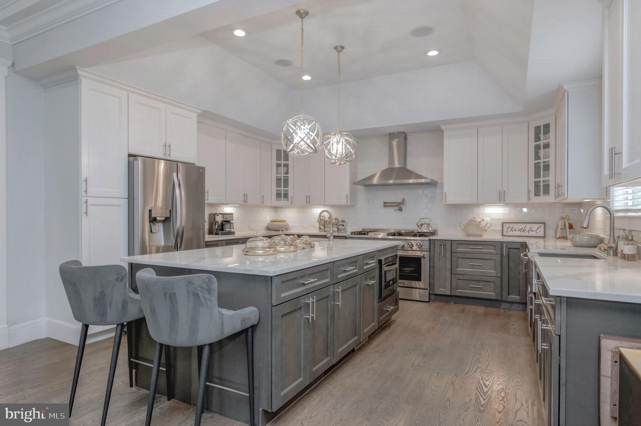 10708 WARWICK AVENUE